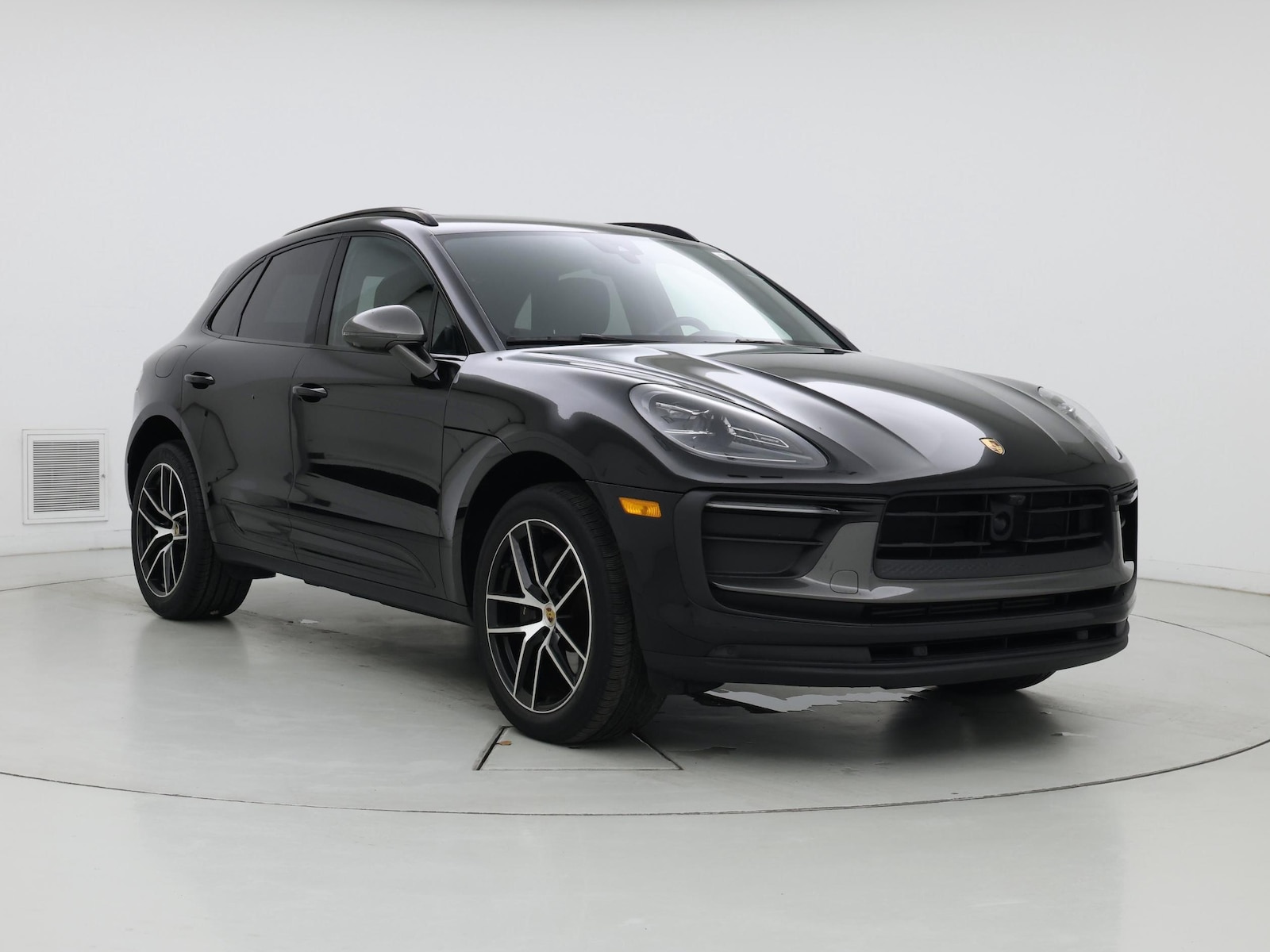 2023 Porsche Macan T