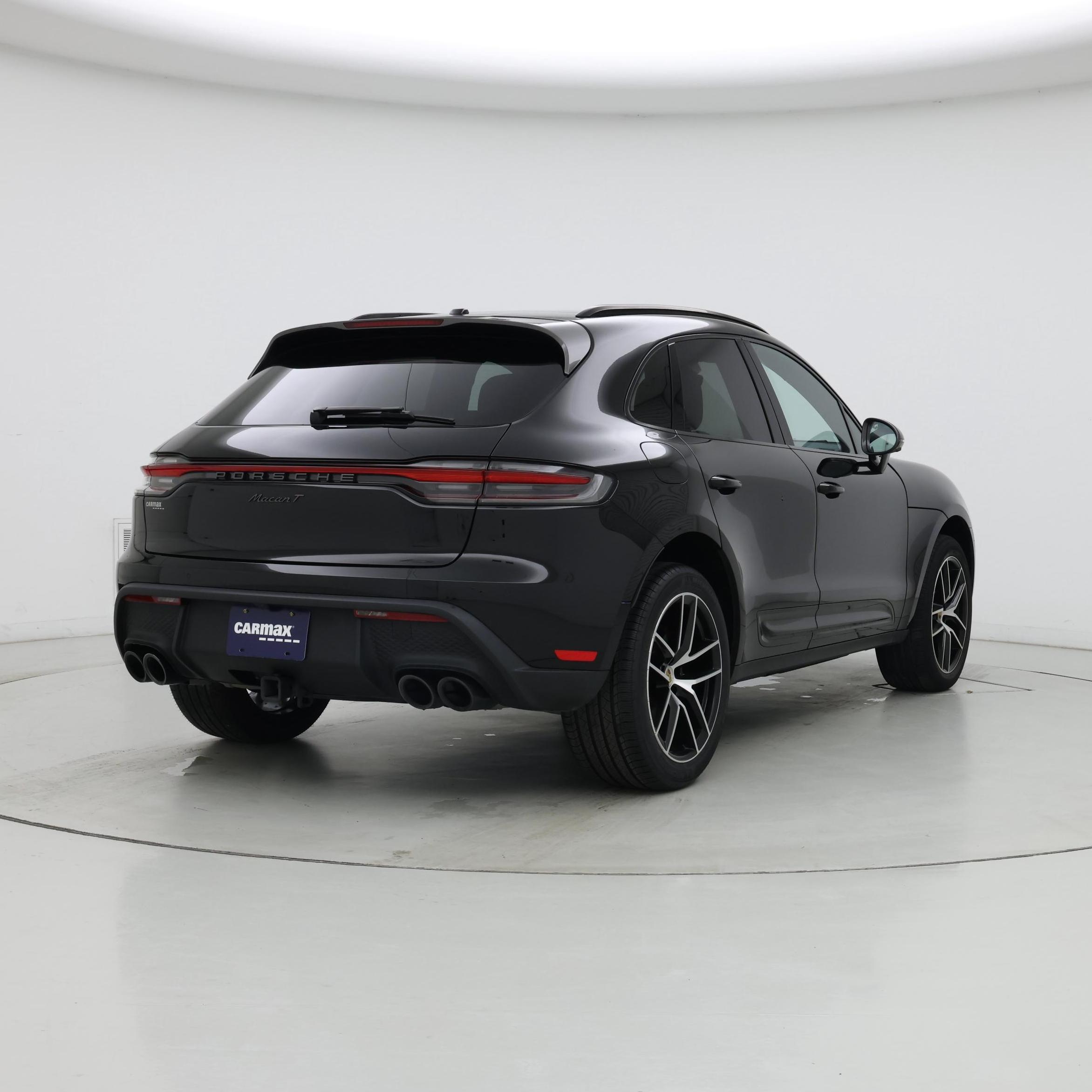 Thumbnail: 2023 Porsche Macan - 8