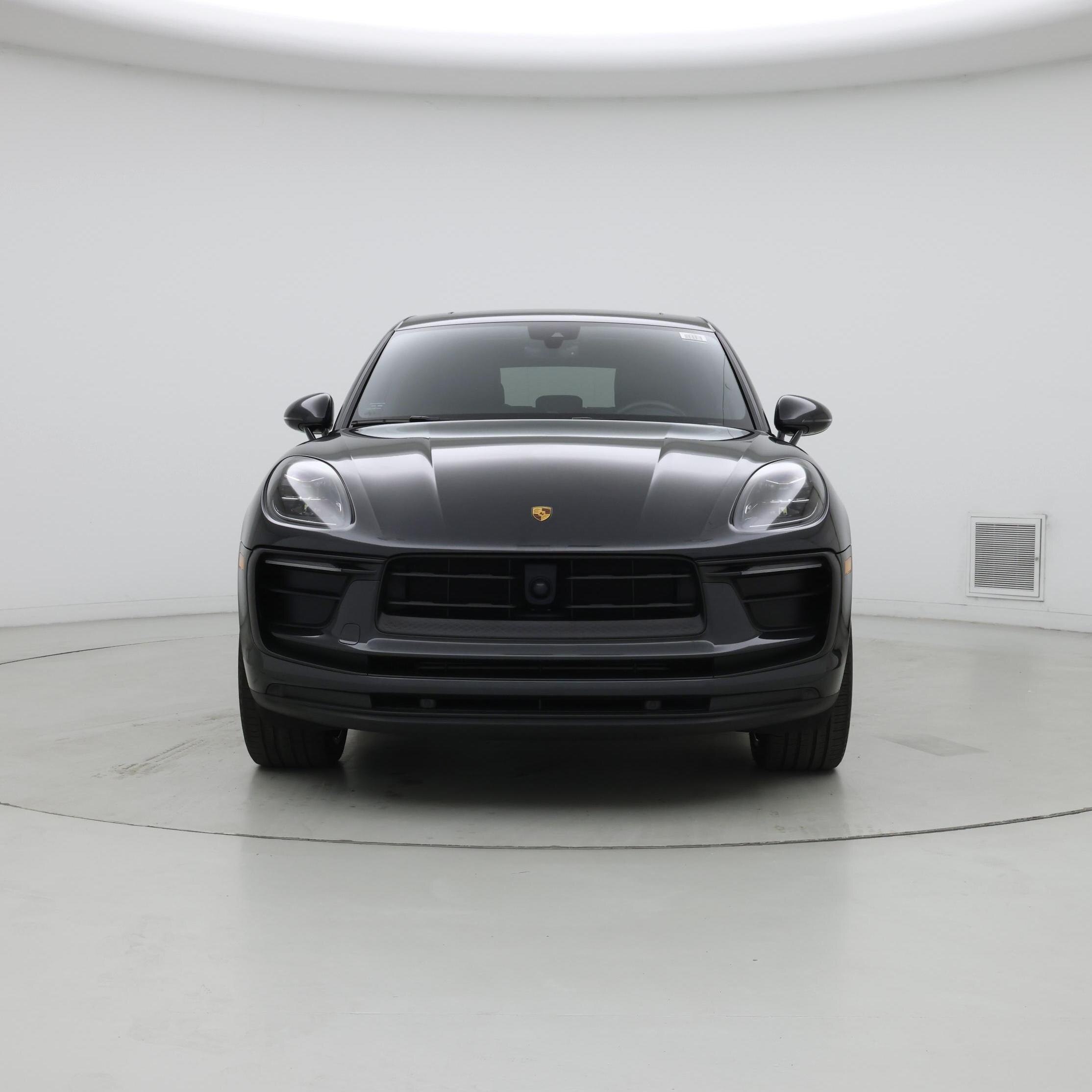 Thumbnail: 2022 Porsche Macan - 5