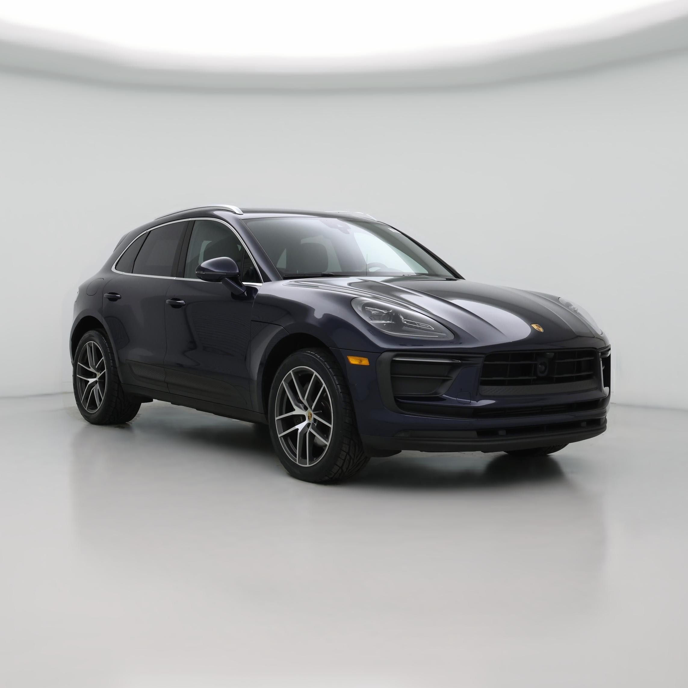 Thumbnail: 2023 Porsche Macan - 1