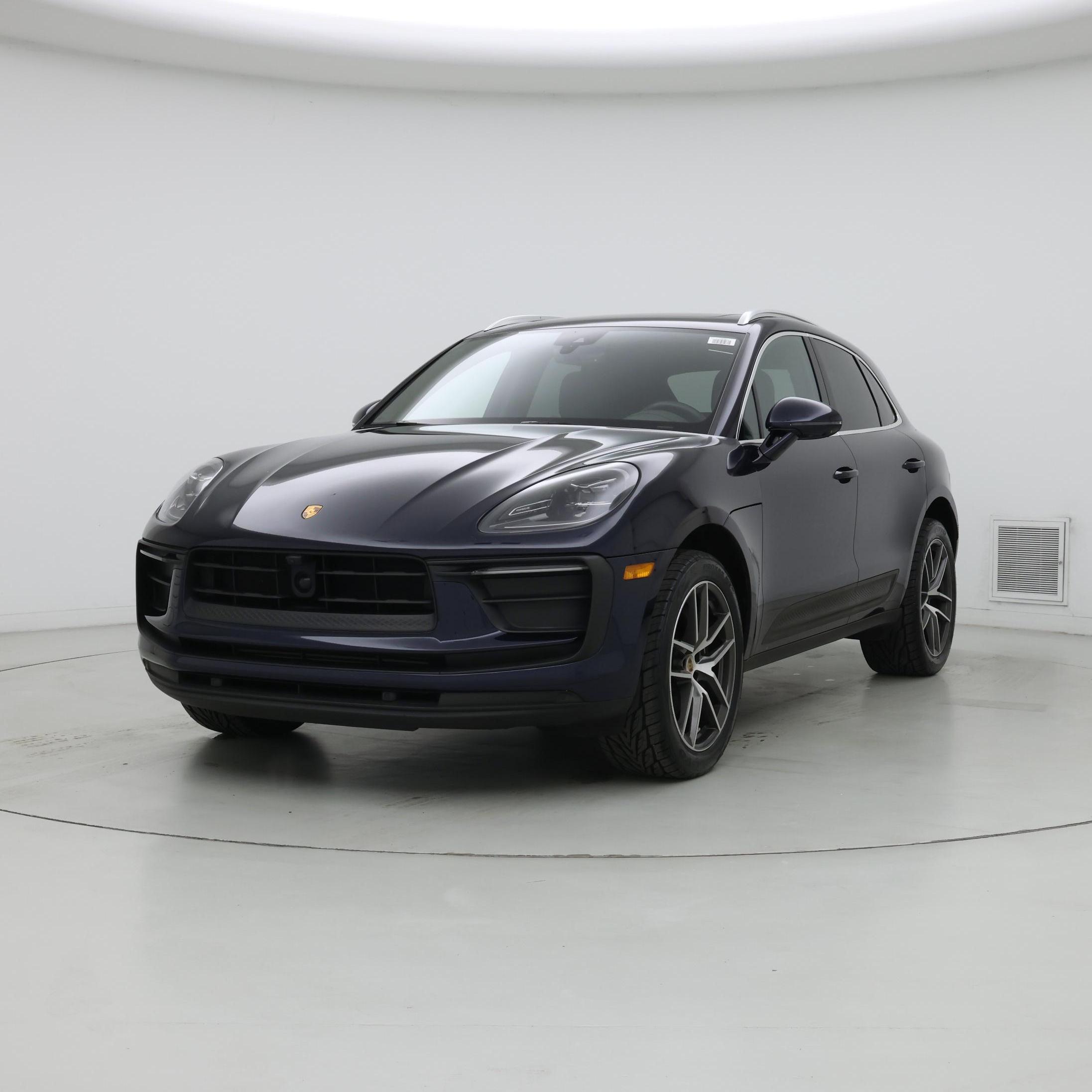 Thumbnail: 2023 Porsche Macan - 4