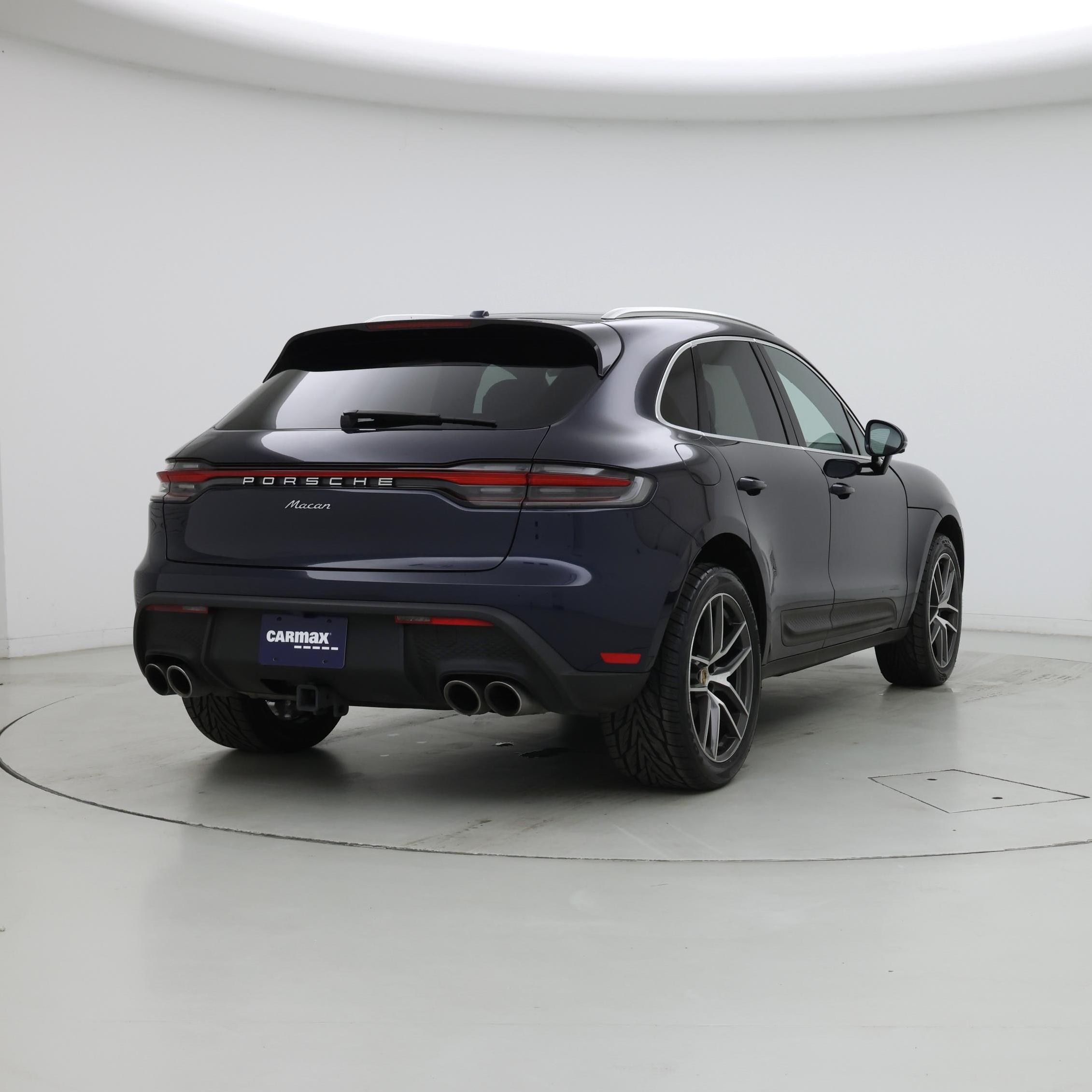 Thumbnail: 2023 Porsche Macan - 8