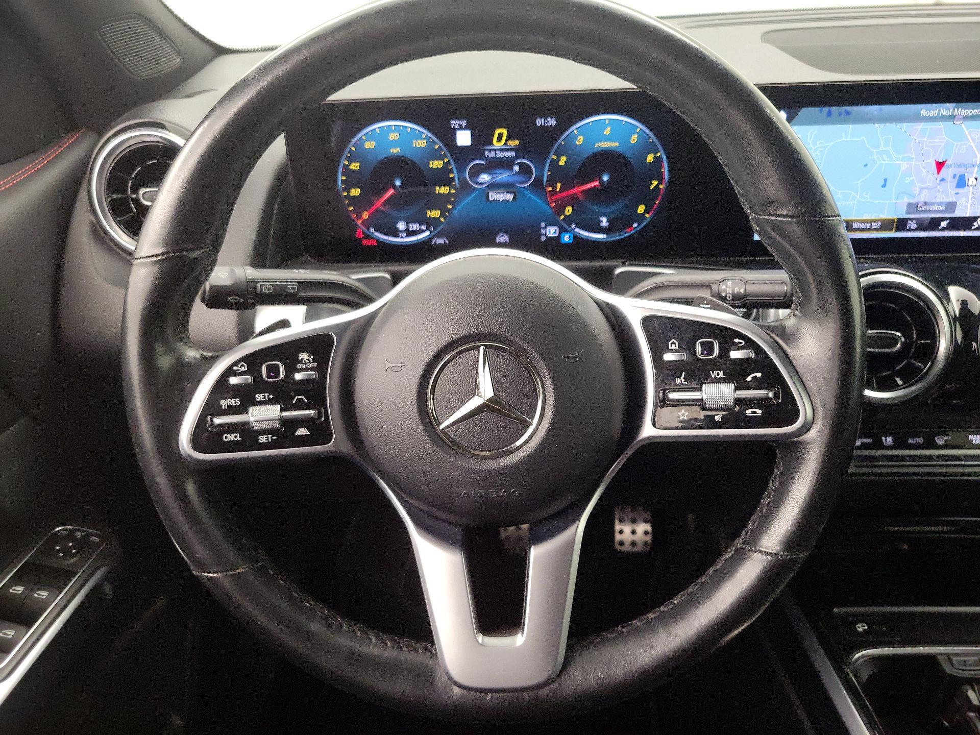 Thumbnail: 2022 Mercedes-Benz GLB - 10