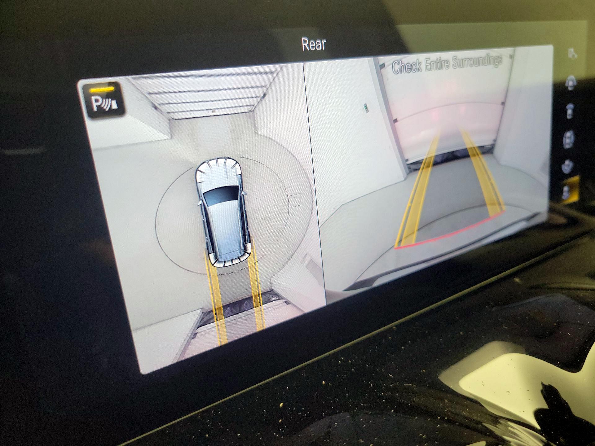 Thumbnail: 2022 Mercedes-Benz GLB - 15