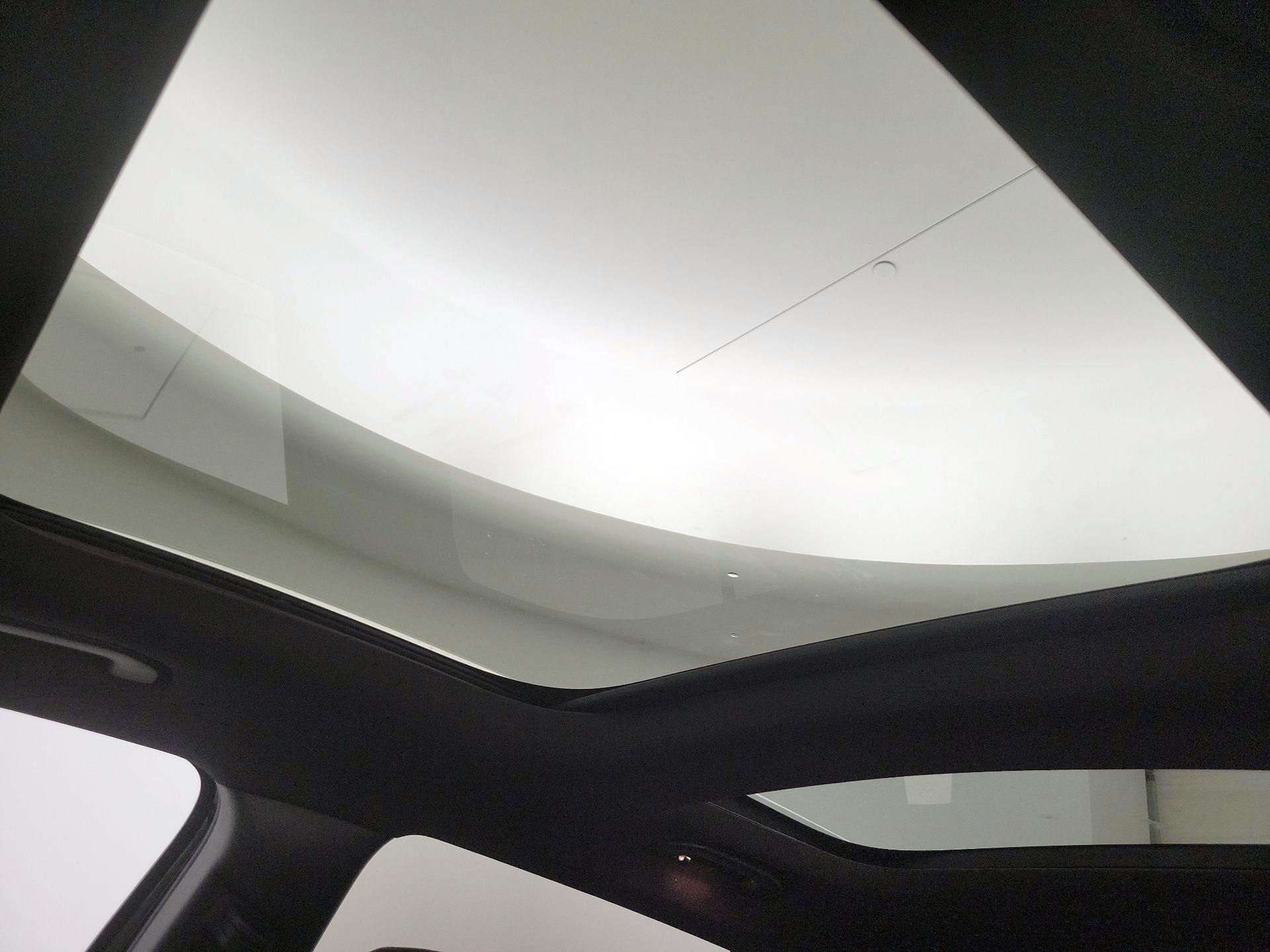 Thumbnail: 2022 Mercedes-Benz GLB - 20