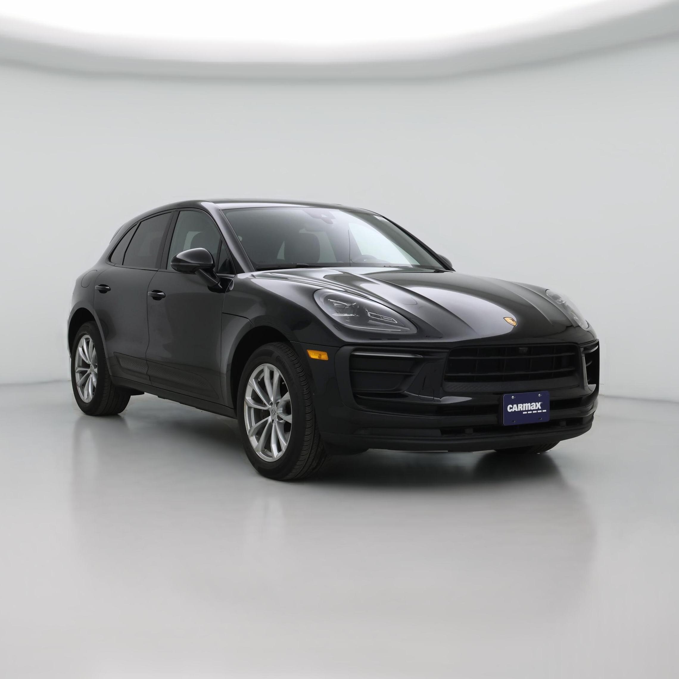 Thumbnail: 2022 Porsche Macan - 1