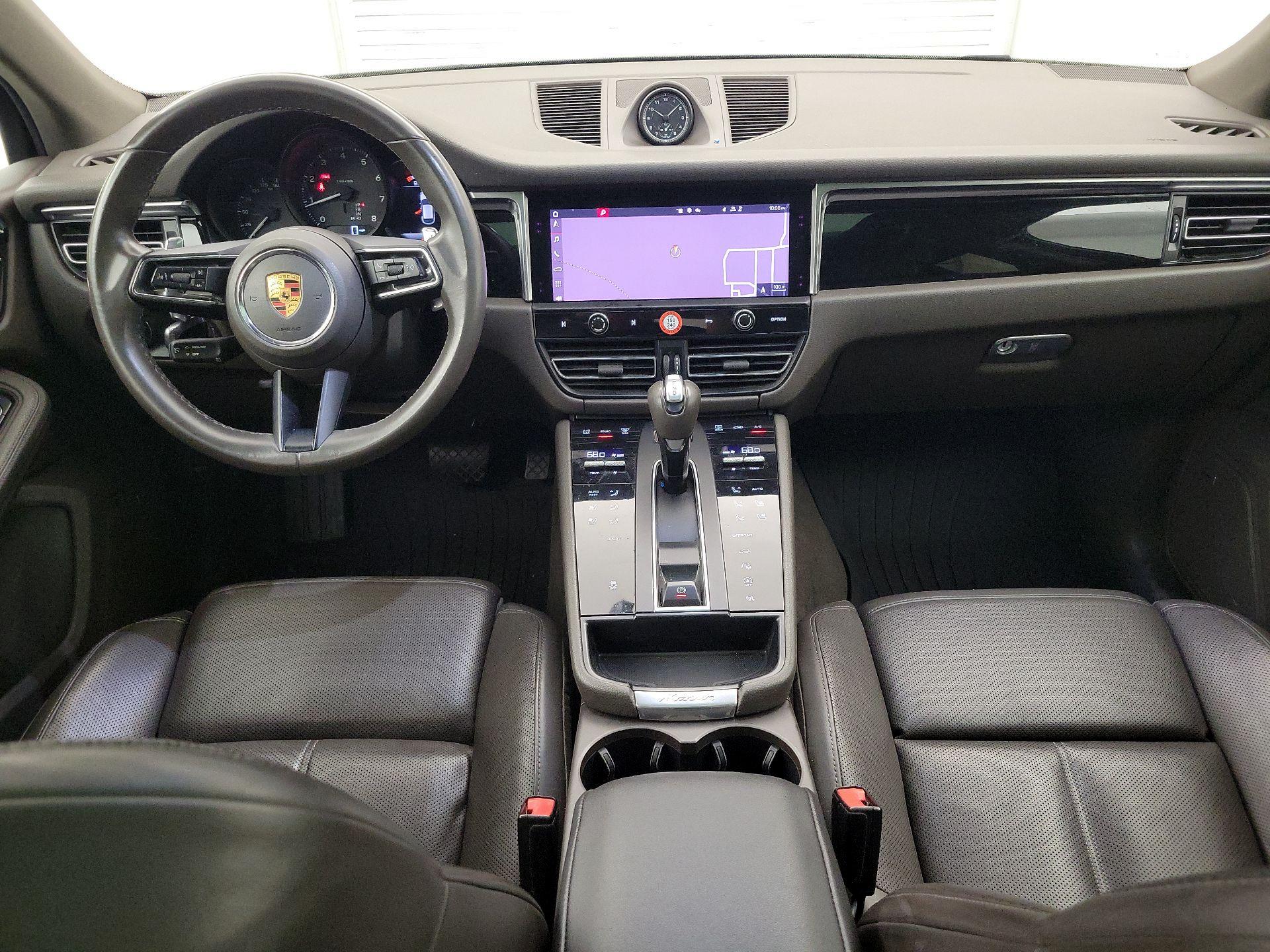 Thumbnail: 2022 Porsche Macan - 9