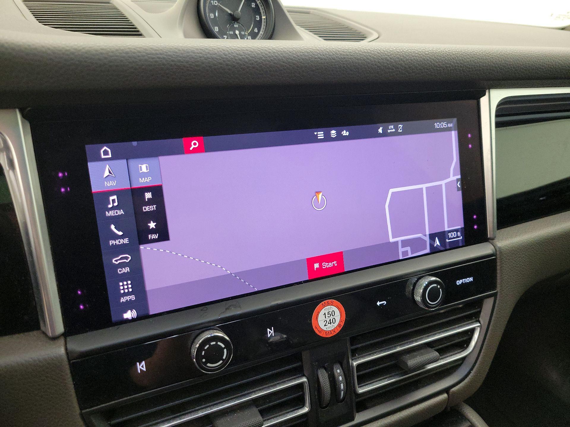 Thumbnail: 2022 Porsche Macan - 14