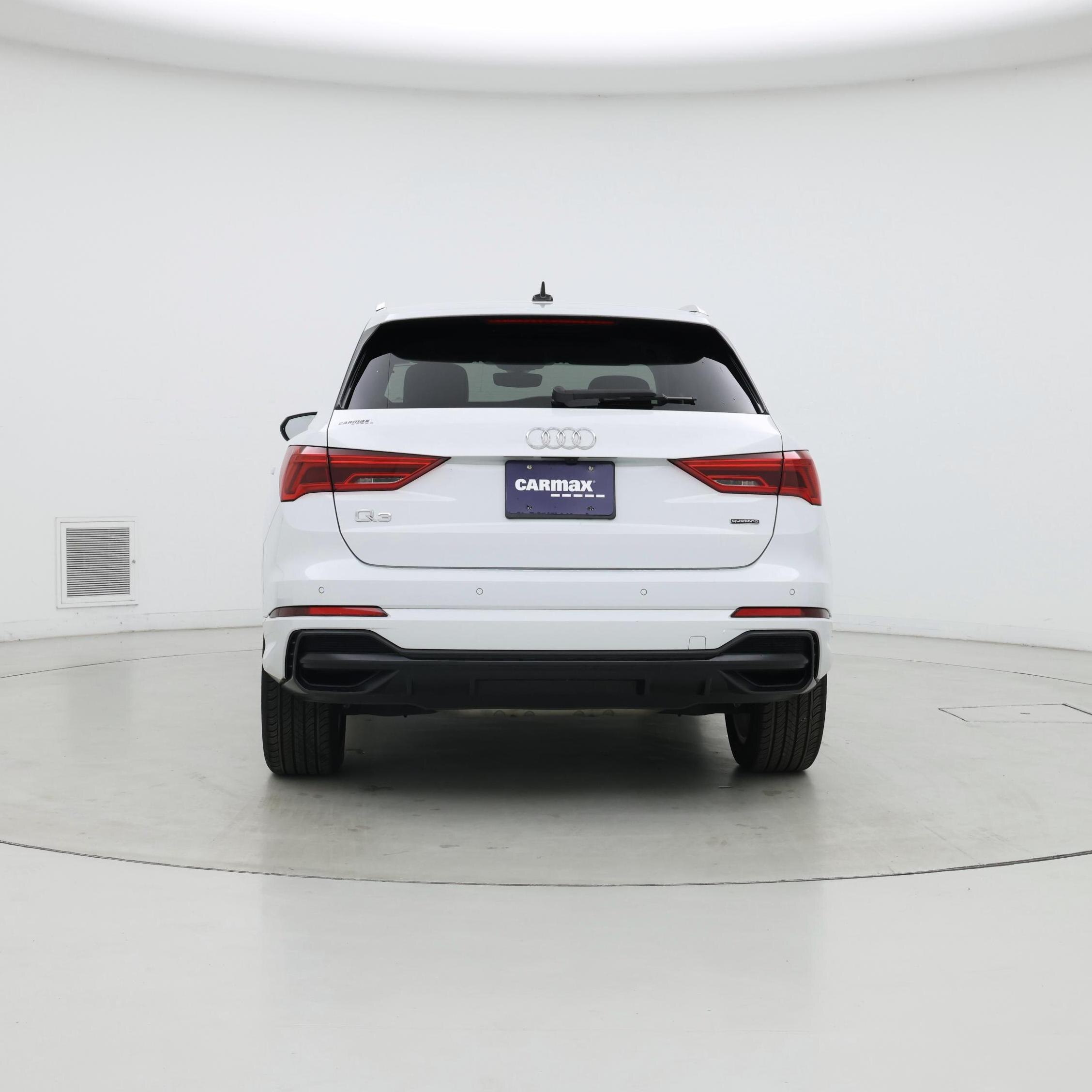 Thumbnail: 2022 Audi Q3 - 6