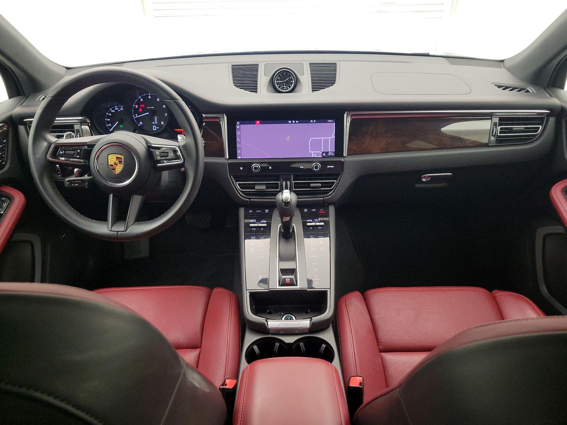 Thumbnail: 2022 Porsche Macan - 9