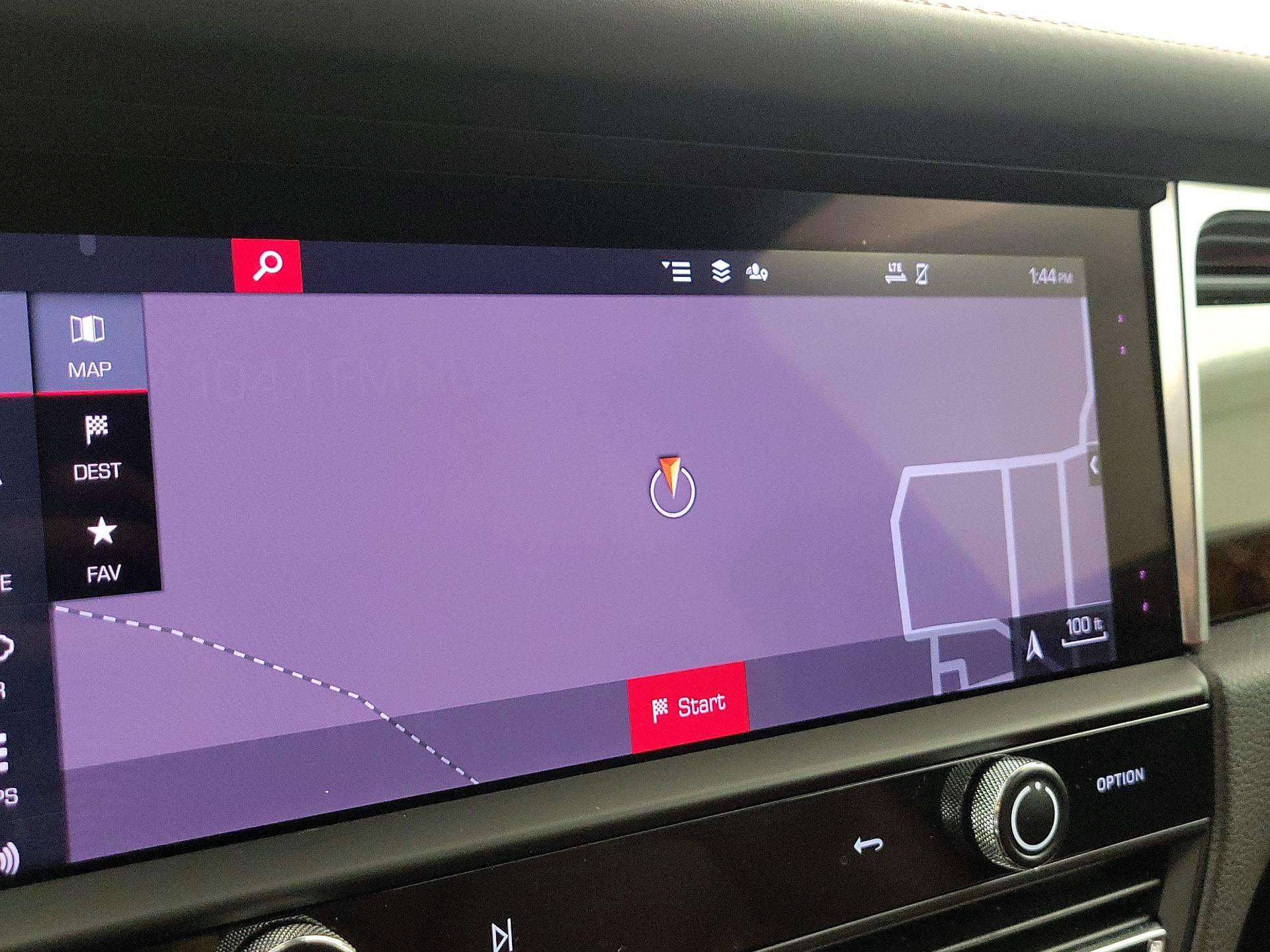 Thumbnail: 2022 Porsche Macan - 14