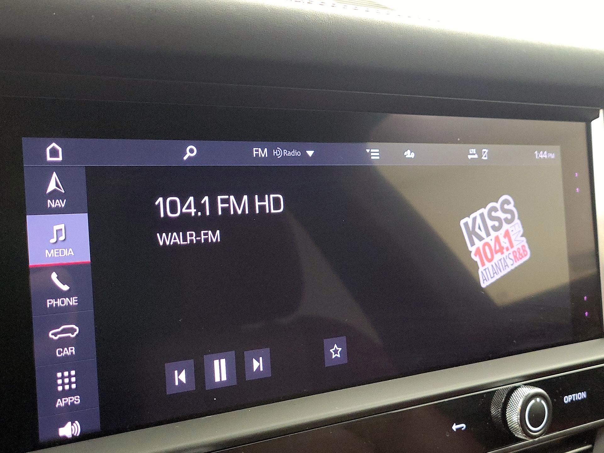 Thumbnail: 2022 Porsche Macan - 16