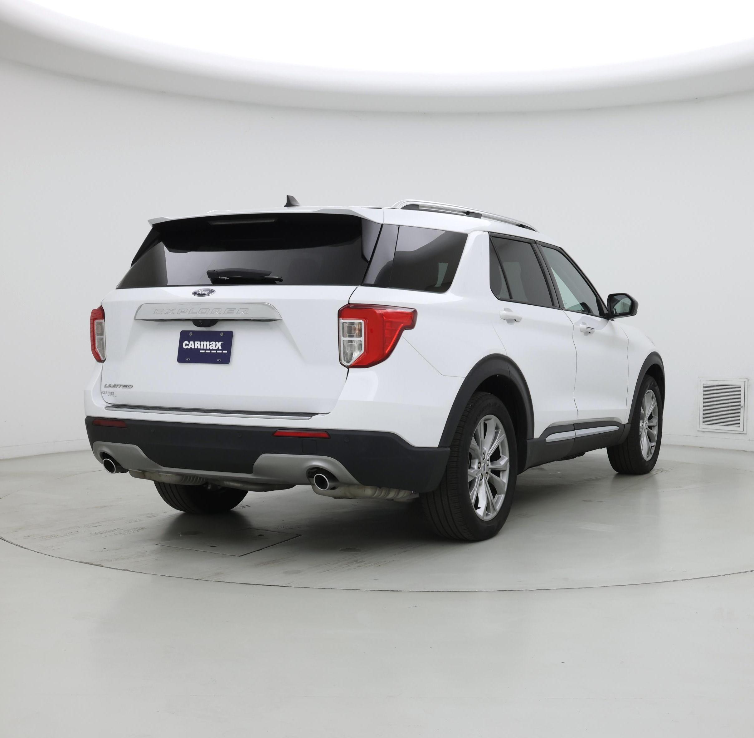 Thumbnail: 2023 Ford Explorer - 8