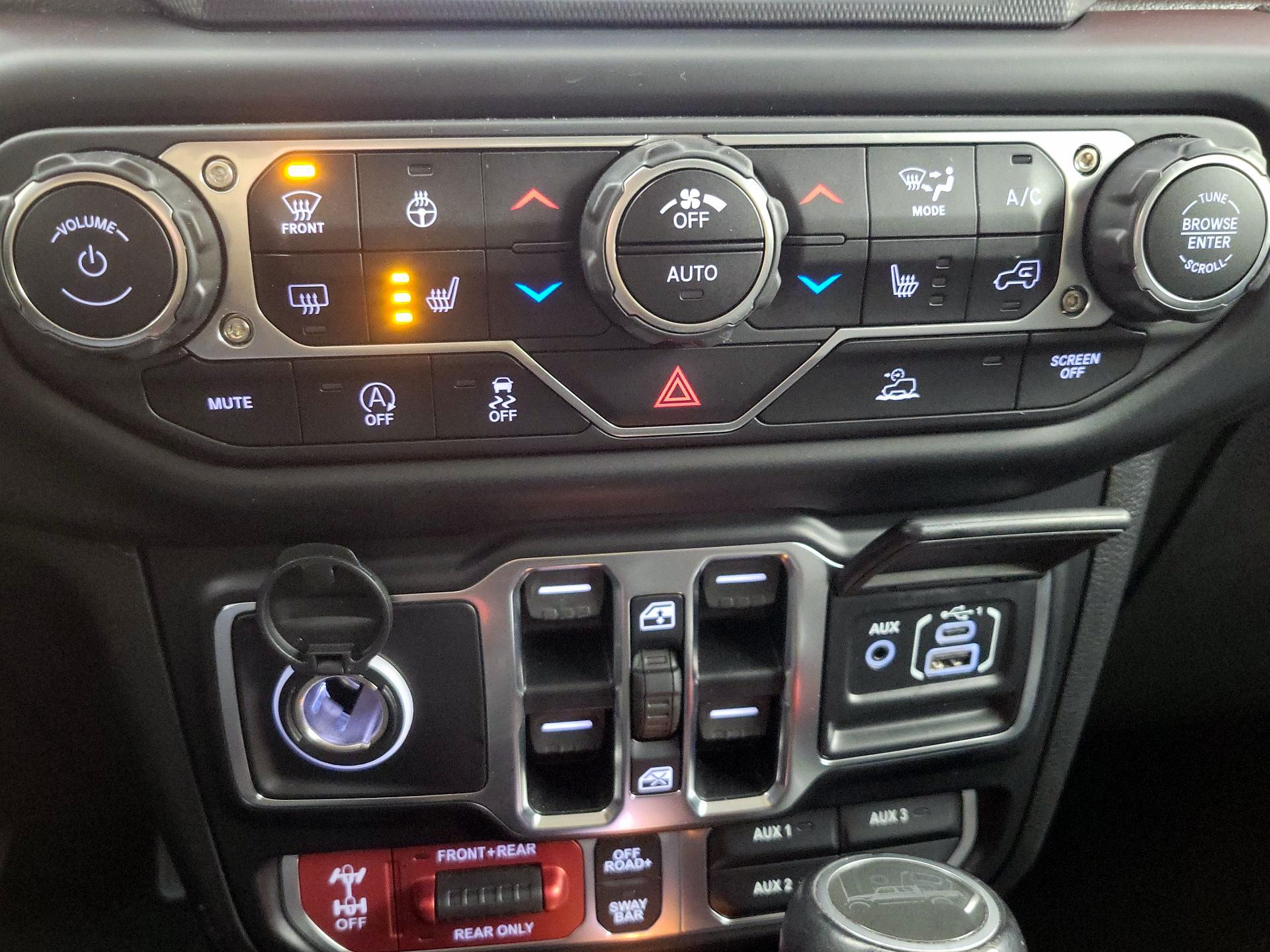 Thumbnail: 2020 Jeep Gladiator - 17