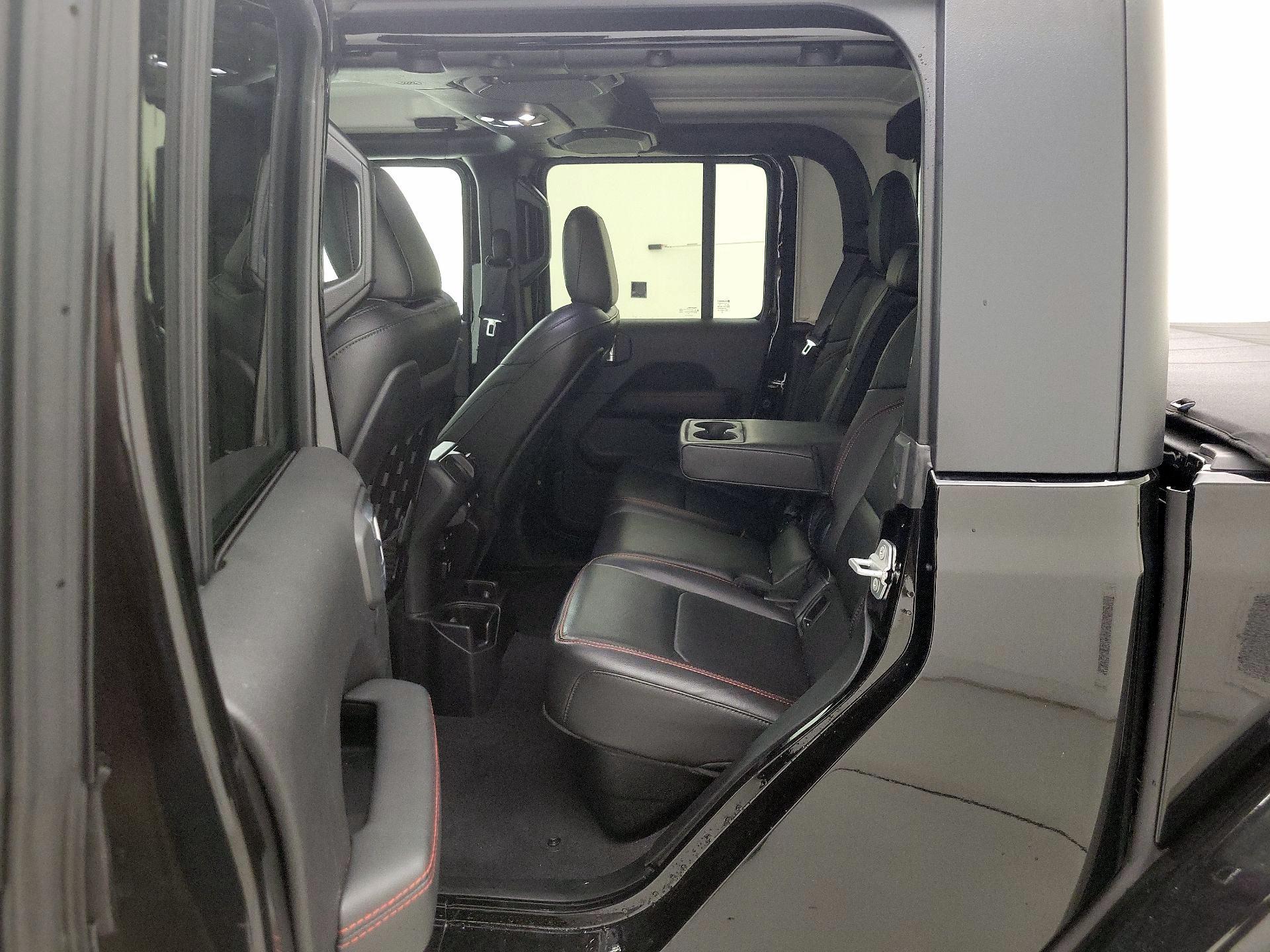 Thumbnail: 2020 Jeep Gladiator - 20