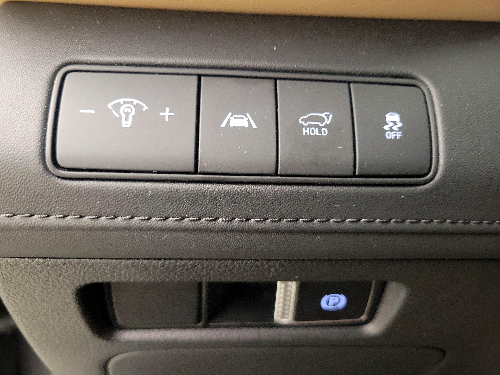 Thumbnail: 2023 Hyundai Santa Fe - 13