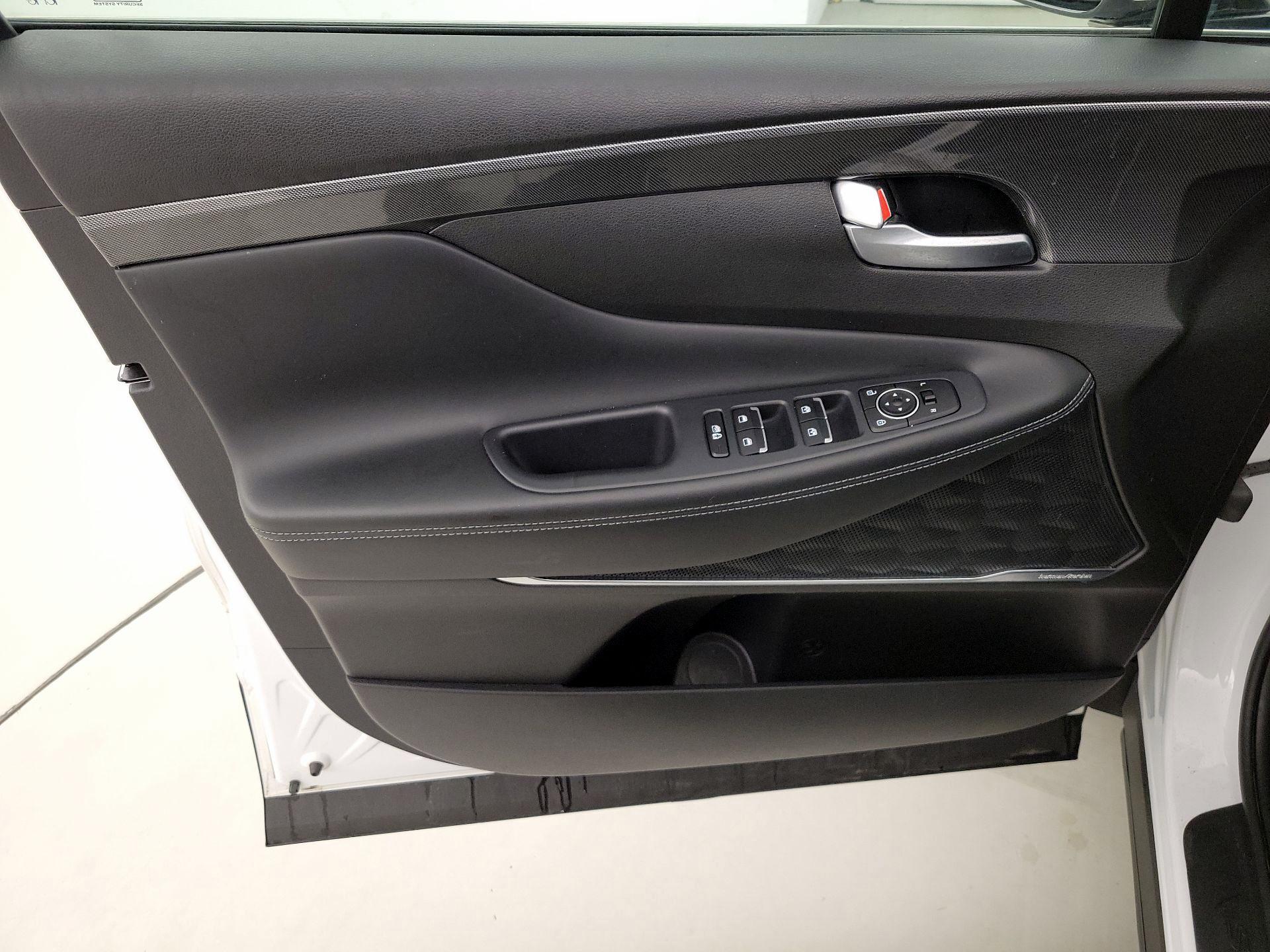 Thumbnail: 2023 Hyundai Santa Fe - 12