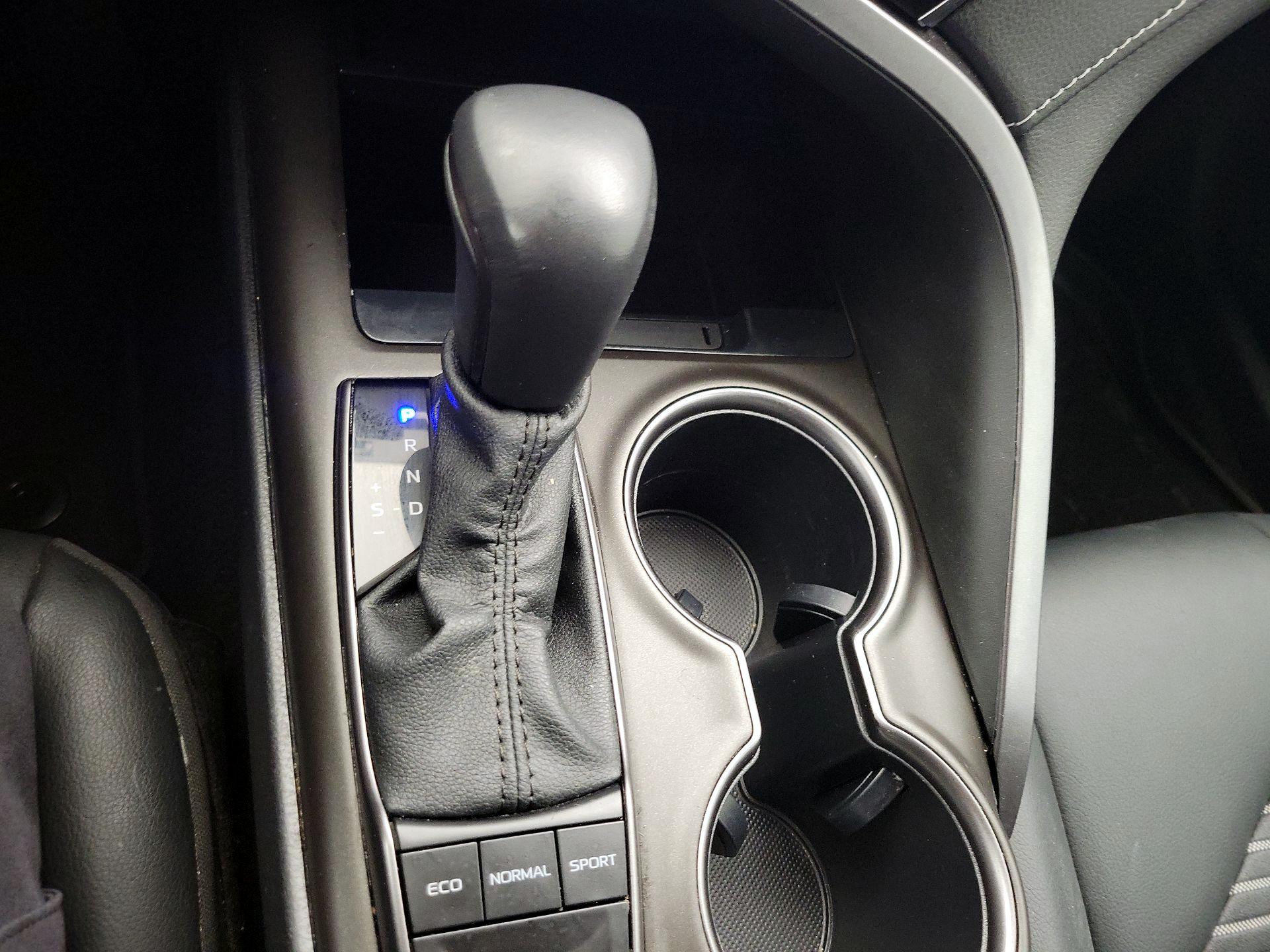 Thumbnail: 2023 Toyota Camry - 17