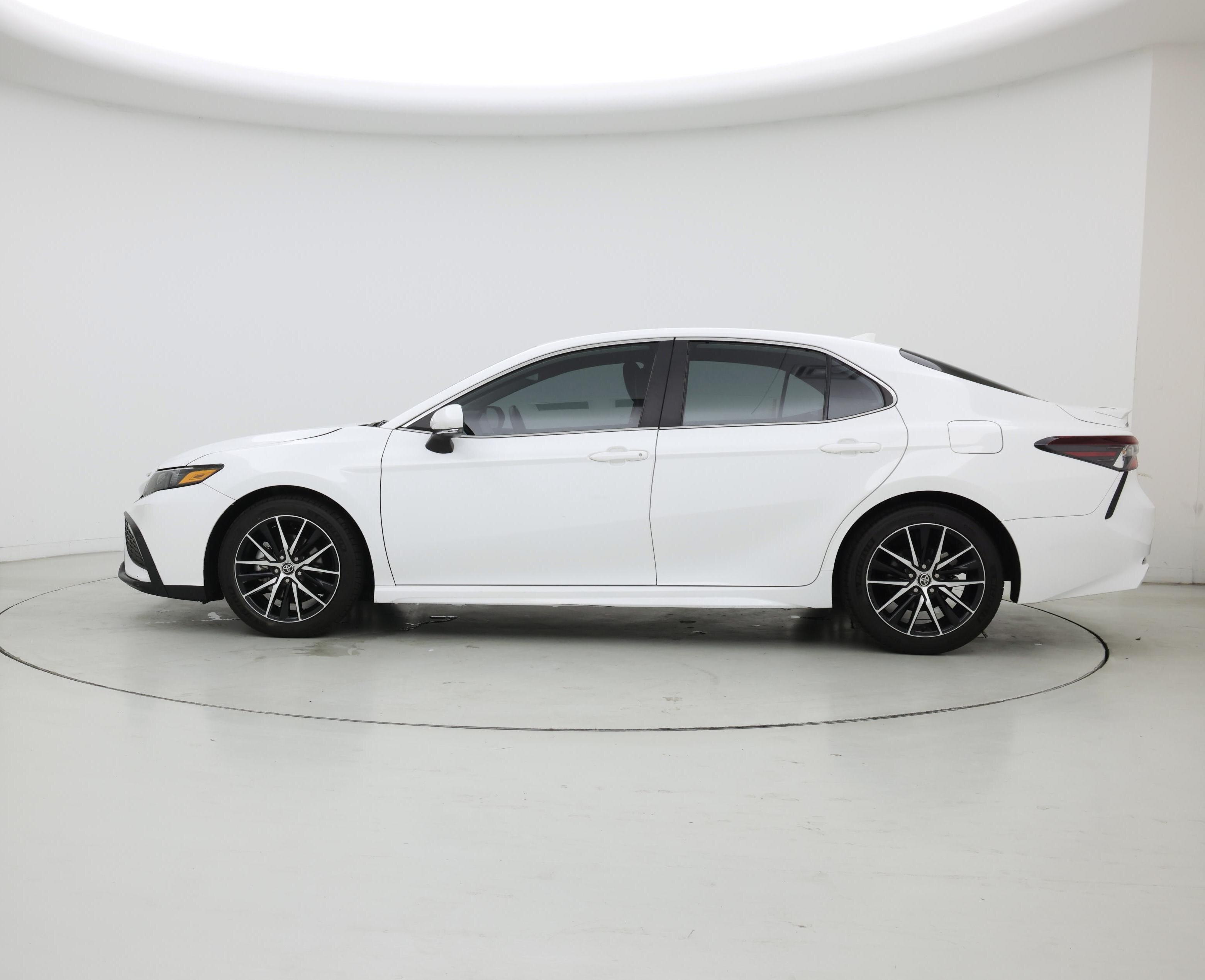 Thumbnail: 2023 Toyota Camry - 3