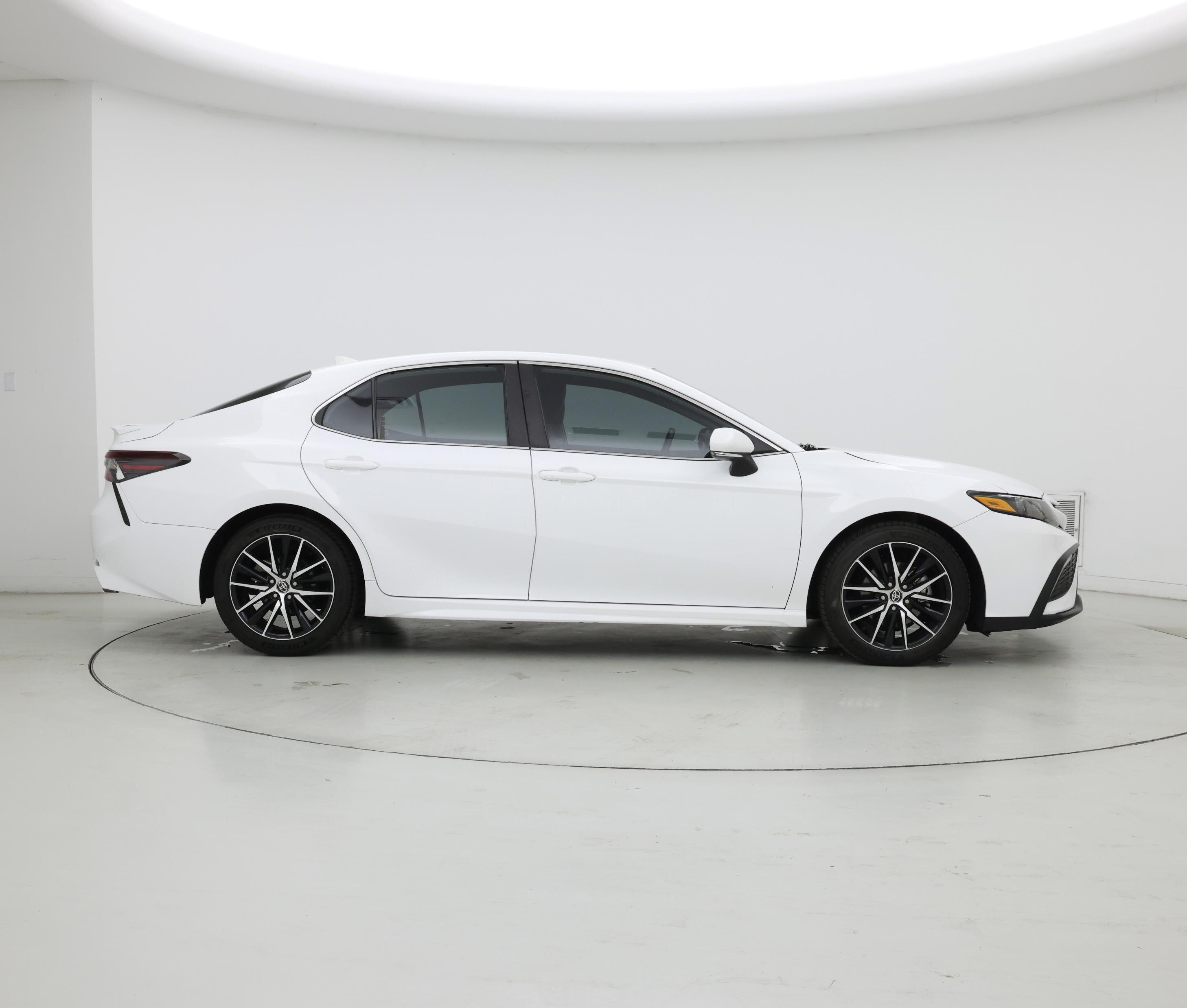 Thumbnail: 2023 Toyota Camry - 7