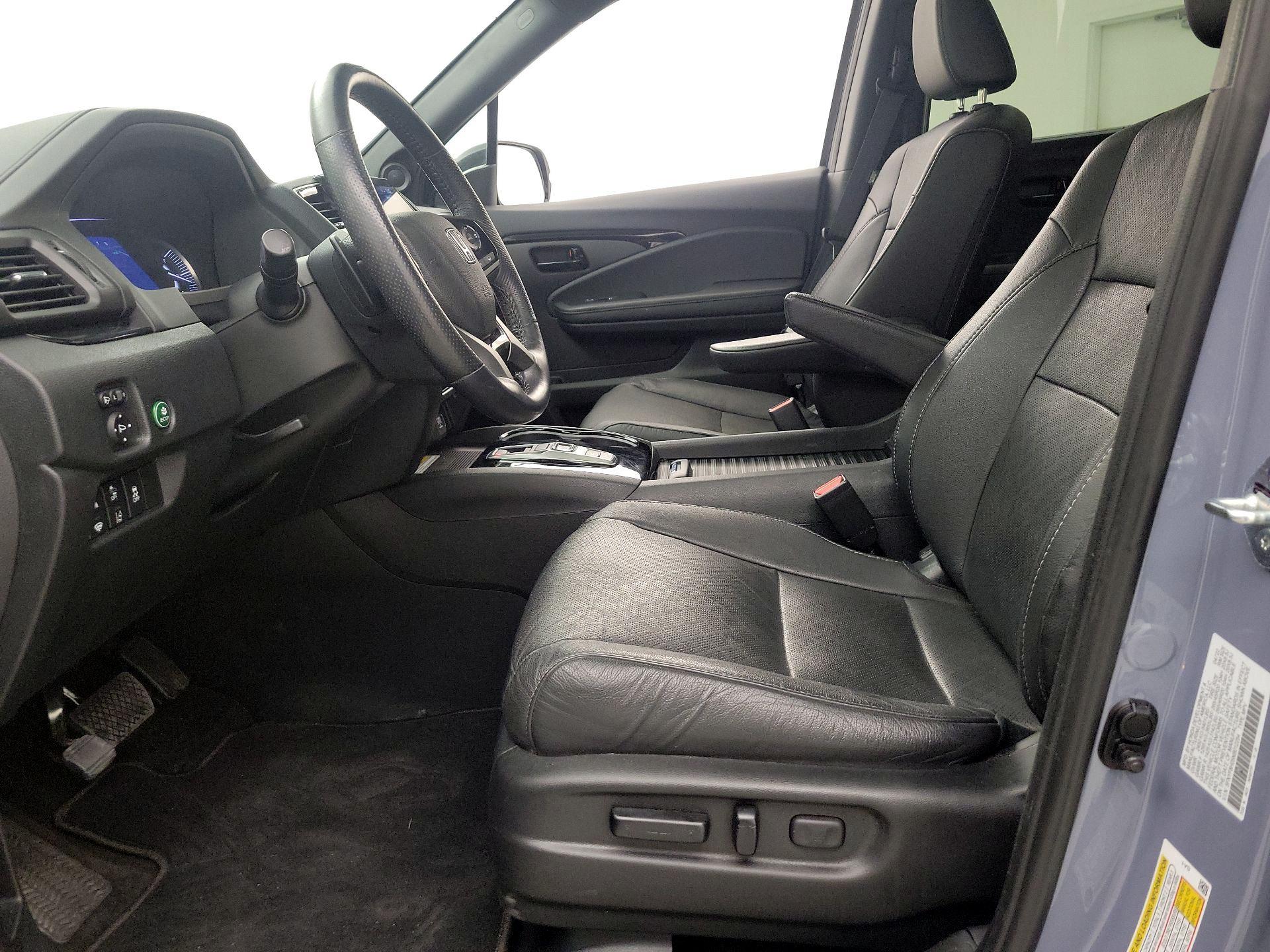 Thumbnail: 2022 Honda Passport - 11