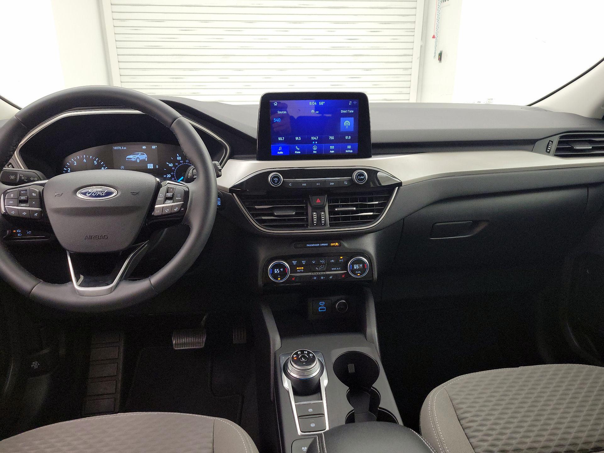 Thumbnail: 2021 Ford Escape - 9