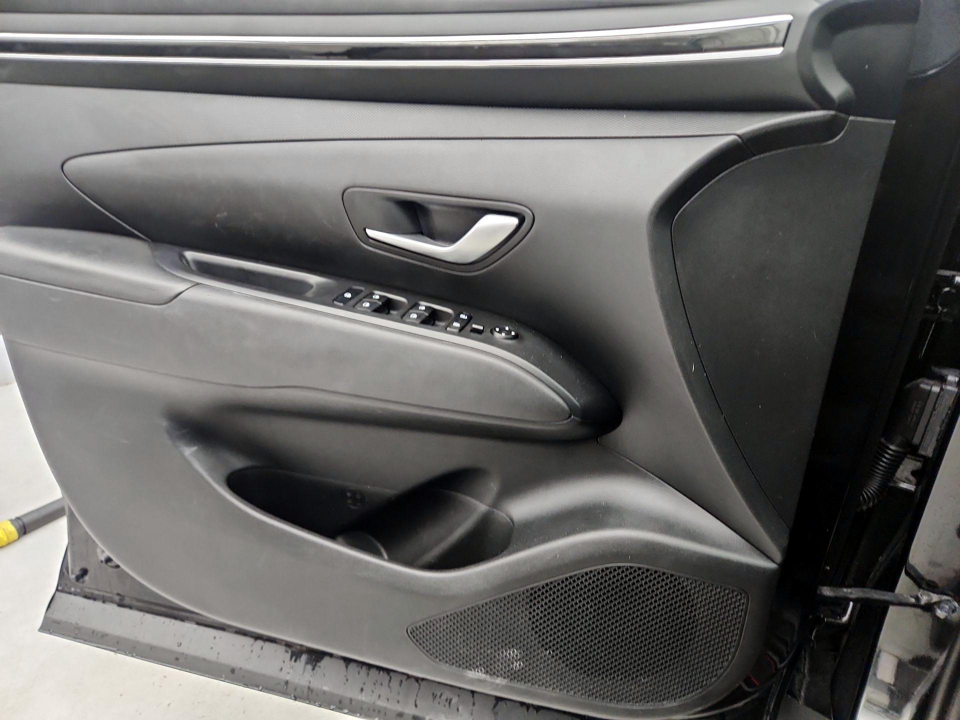 Thumbnail: 2022 Hyundai Santa Cruz - 12