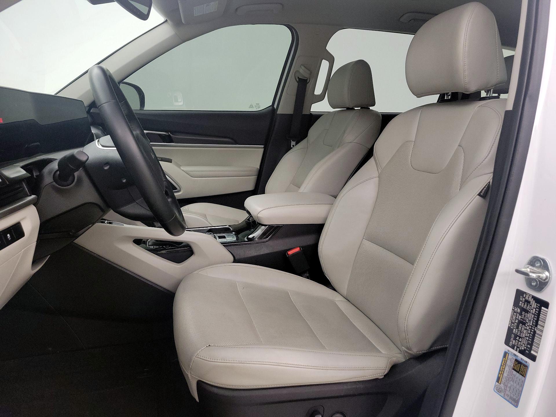 Thumbnail: 2023 Kia Telluride - 11