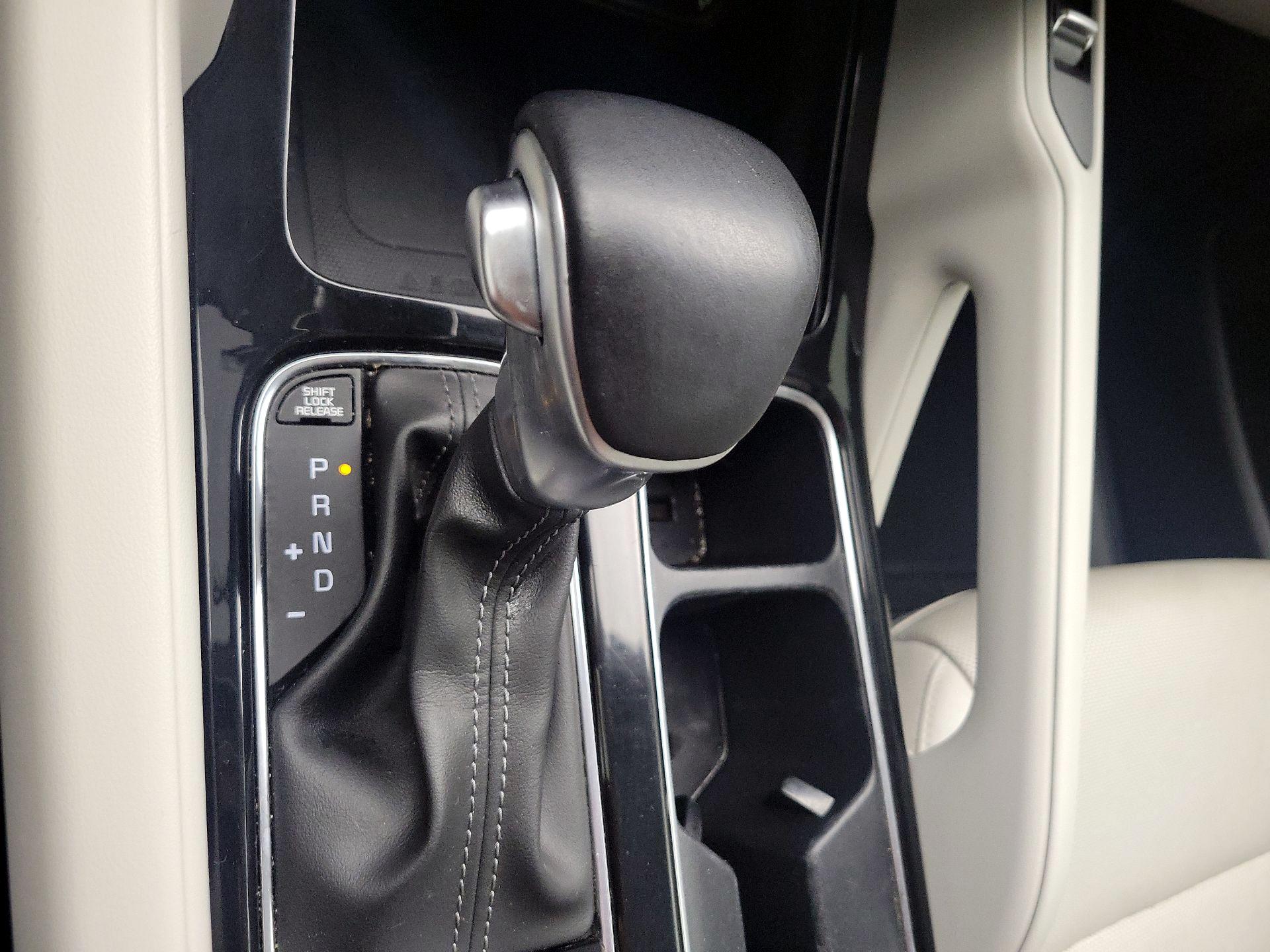 Thumbnail: 2023 Kia Telluride - 18