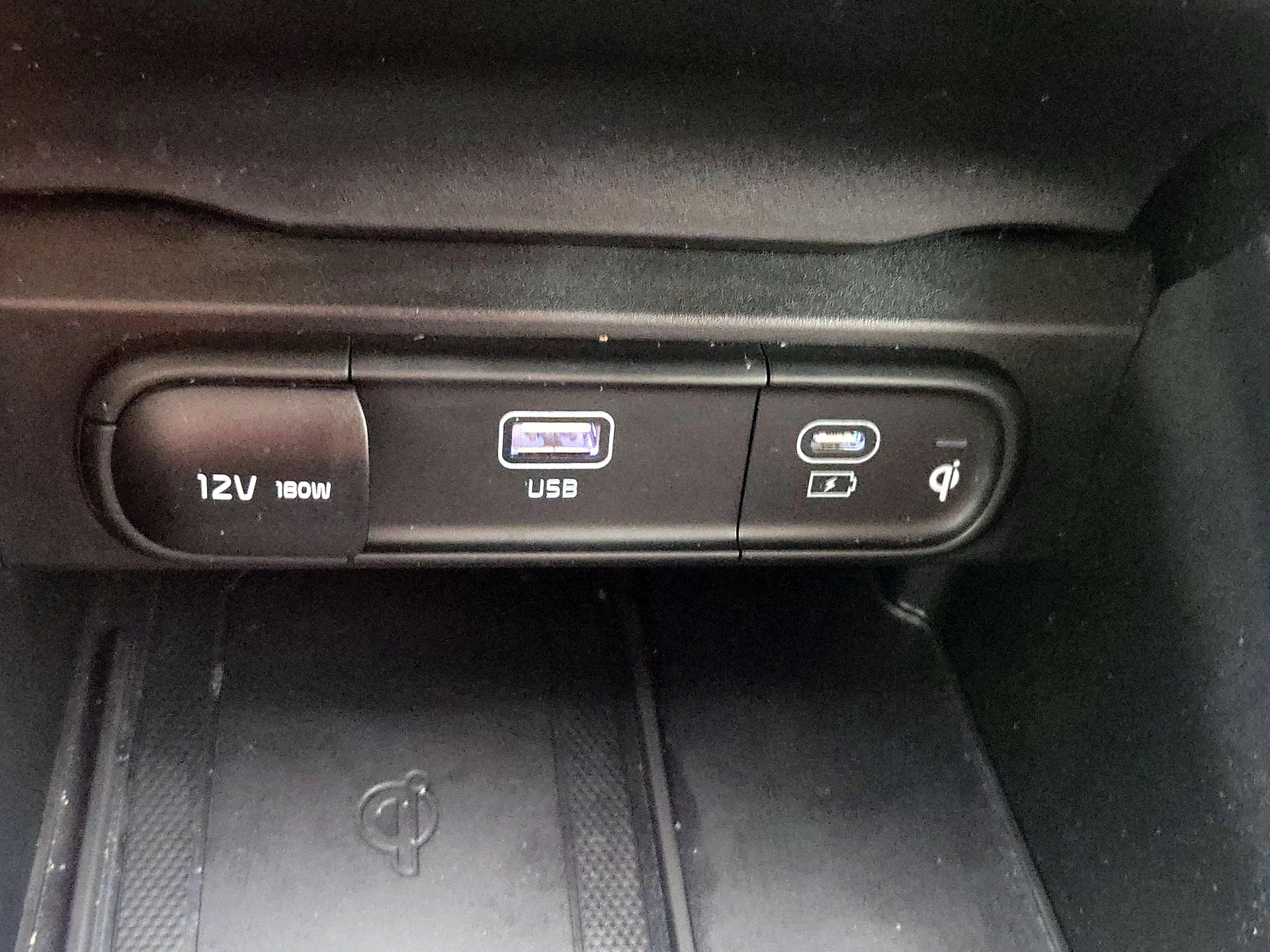 Thumbnail: 2023 Kia Telluride - 19