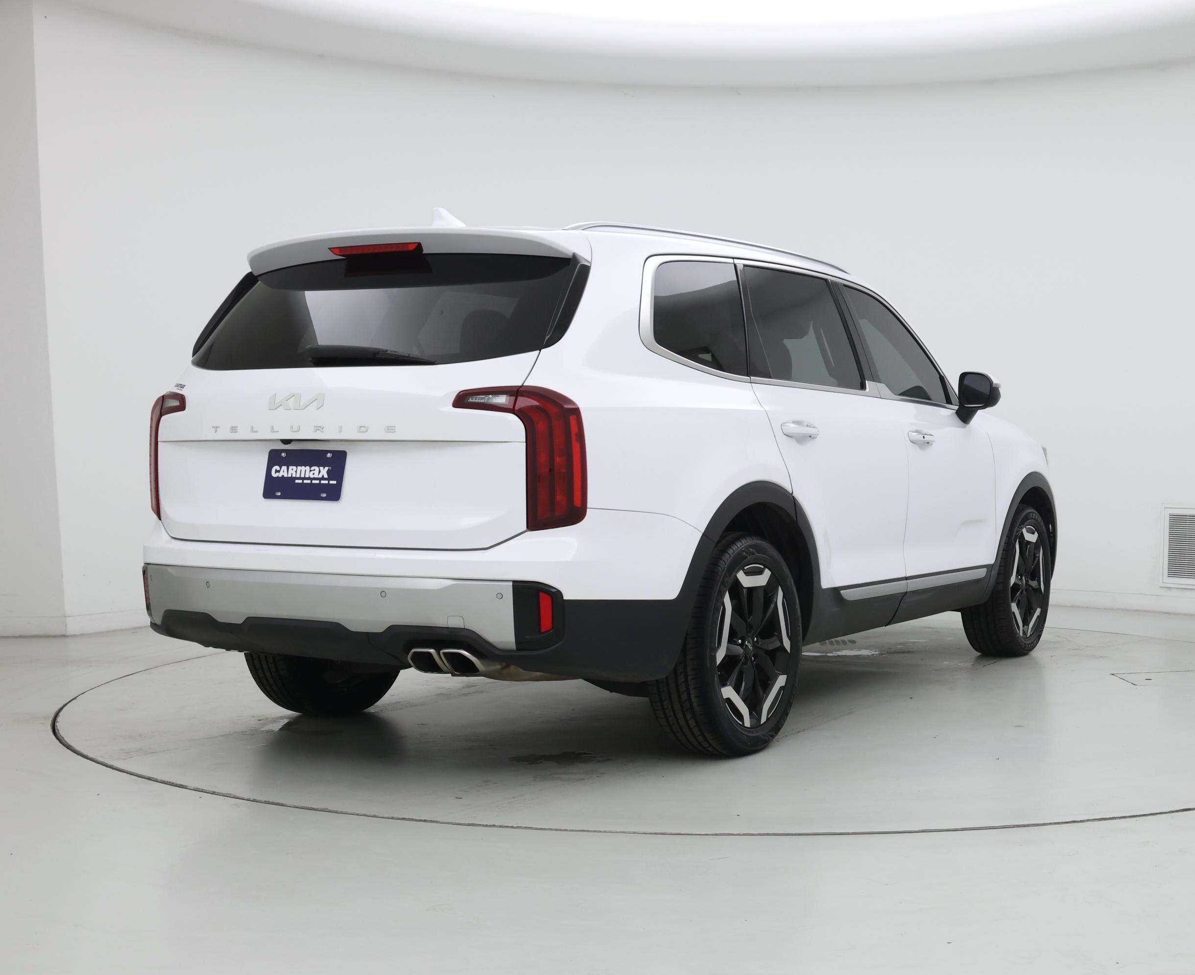 Thumbnail: 2023 Kia Telluride - 8
