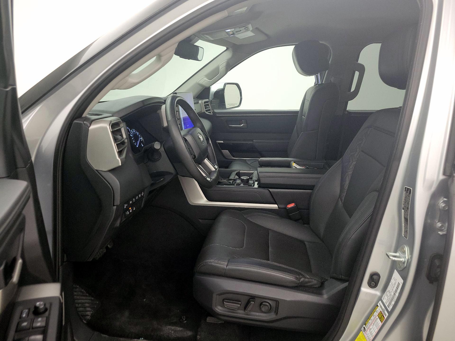 Thumbnail: 2023 Toyota Tundra - 11