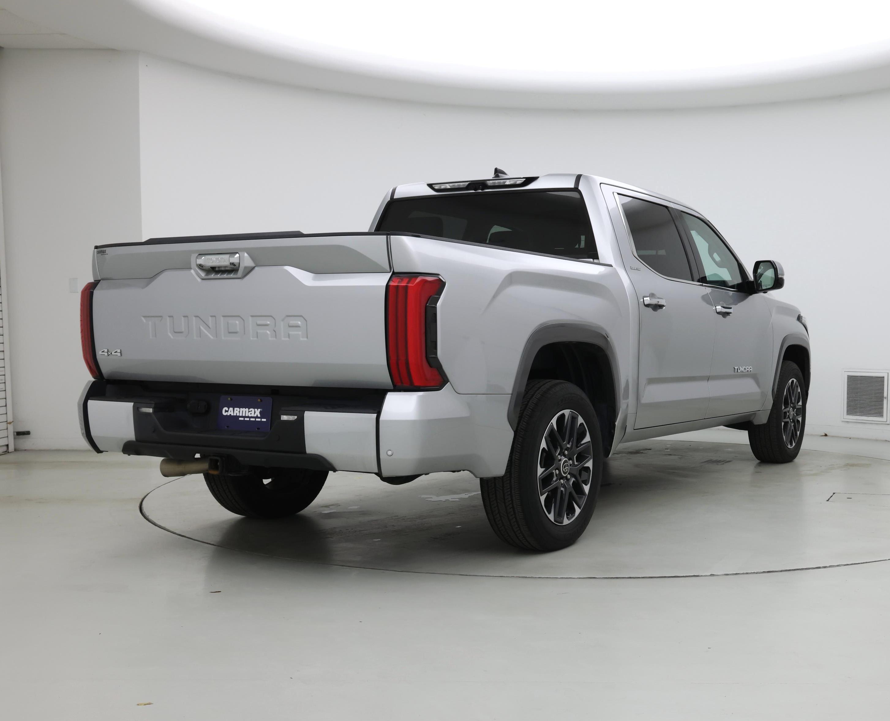 Thumbnail: 2023 Toyota Tundra - 8