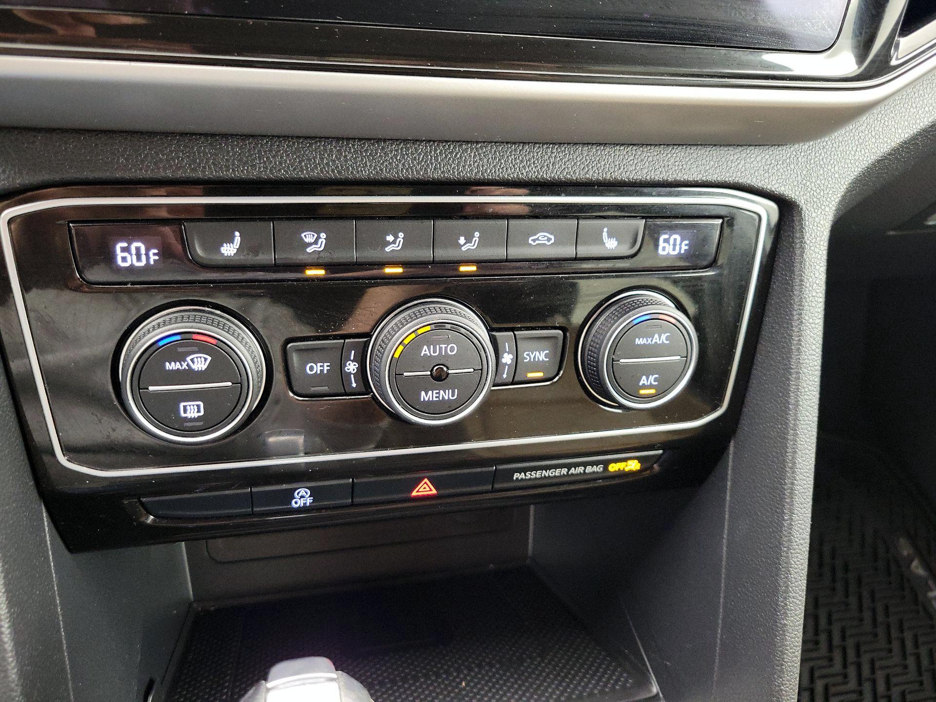 Thumbnail: 2023 Volkswagen Atlas - 16