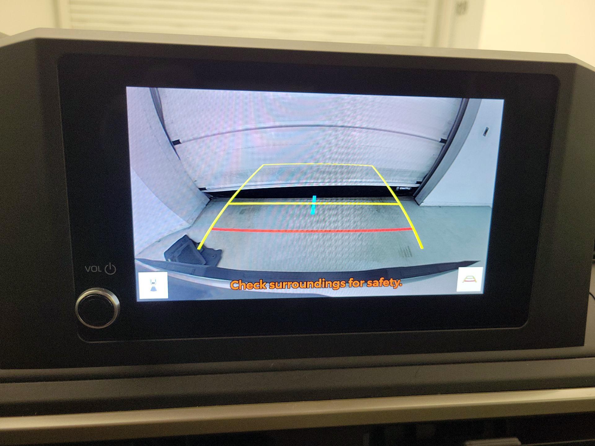 Thumbnail: 2024 Toyota Tacoma - 14