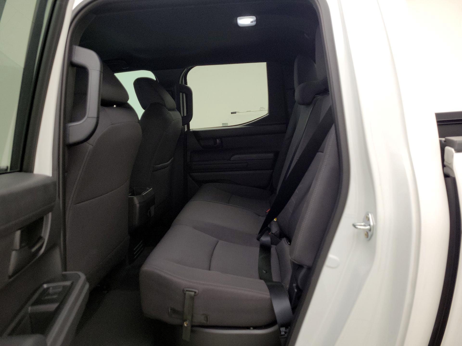 Thumbnail: 2024 Toyota Tacoma - 19