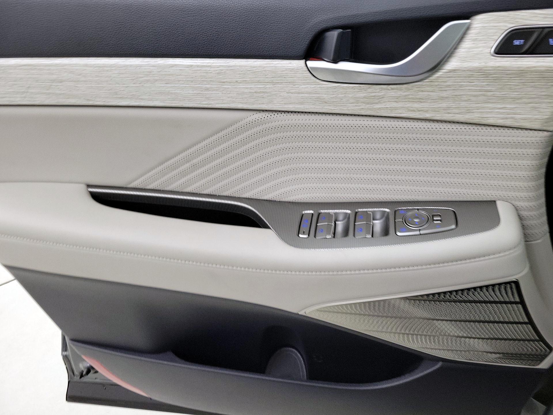 Thumbnail: 2023 Hyundai Palisade - 12