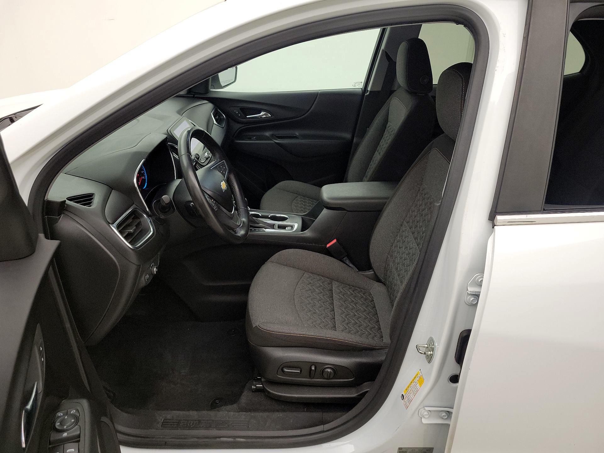 Thumbnail: 2022 Chevrolet Equinox - 11