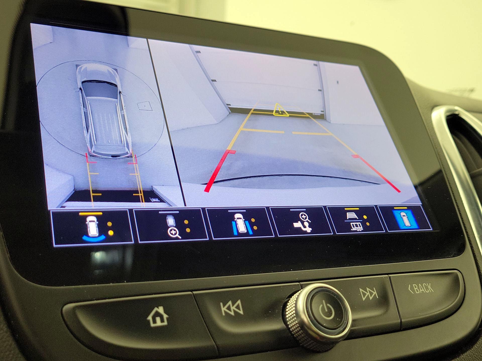 Thumbnail: 2022 Chevrolet Equinox - 15