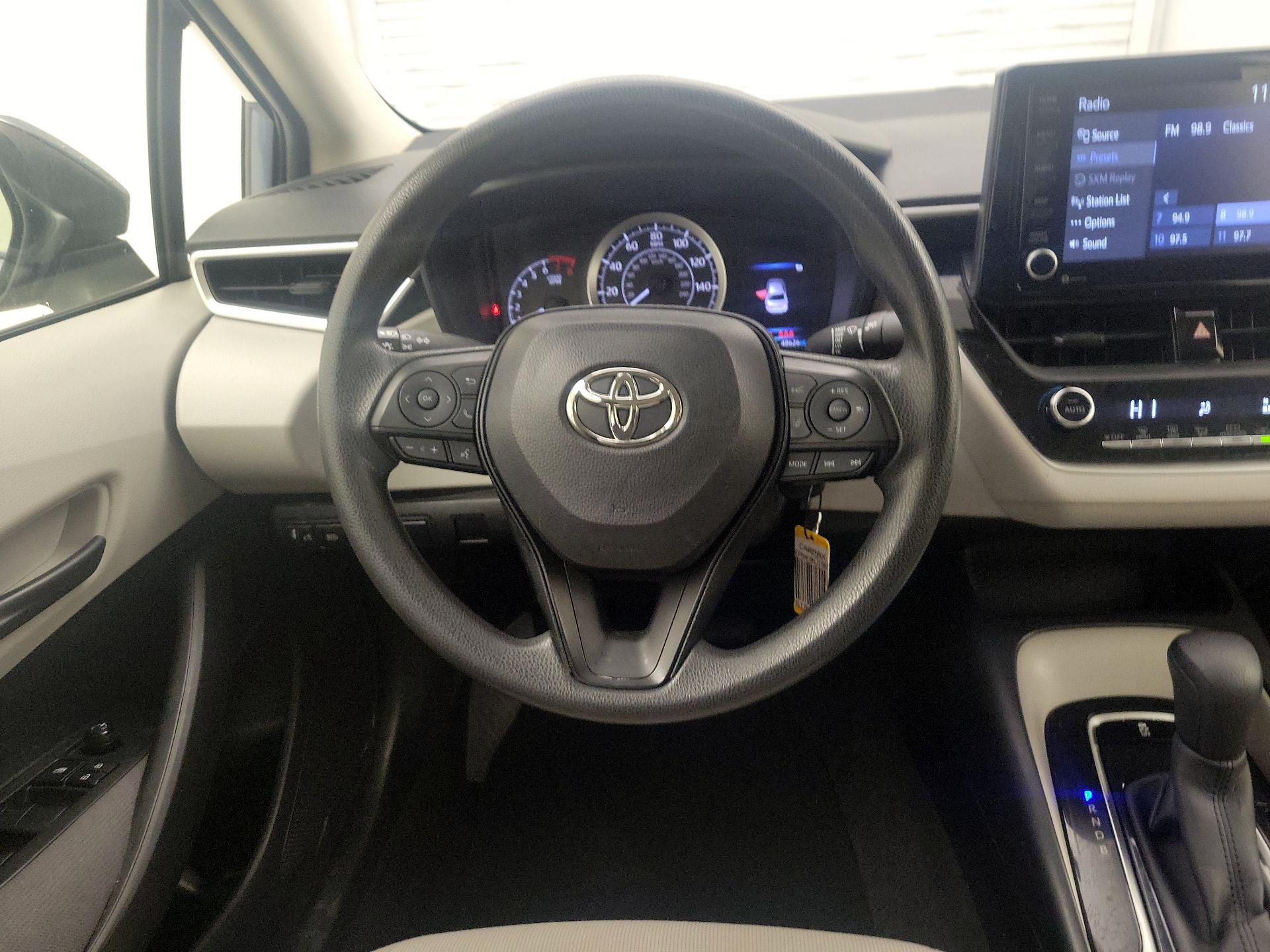 Thumbnail: 2022 Toyota Corolla - 10