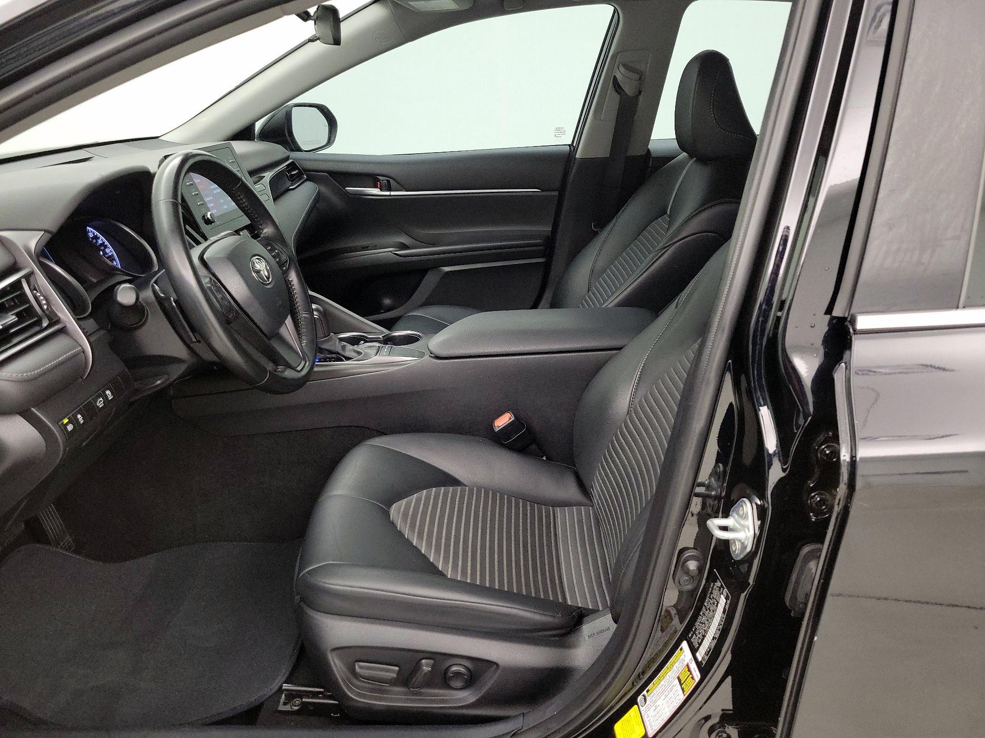 Thumbnail: 2023 Toyota Camry - 11