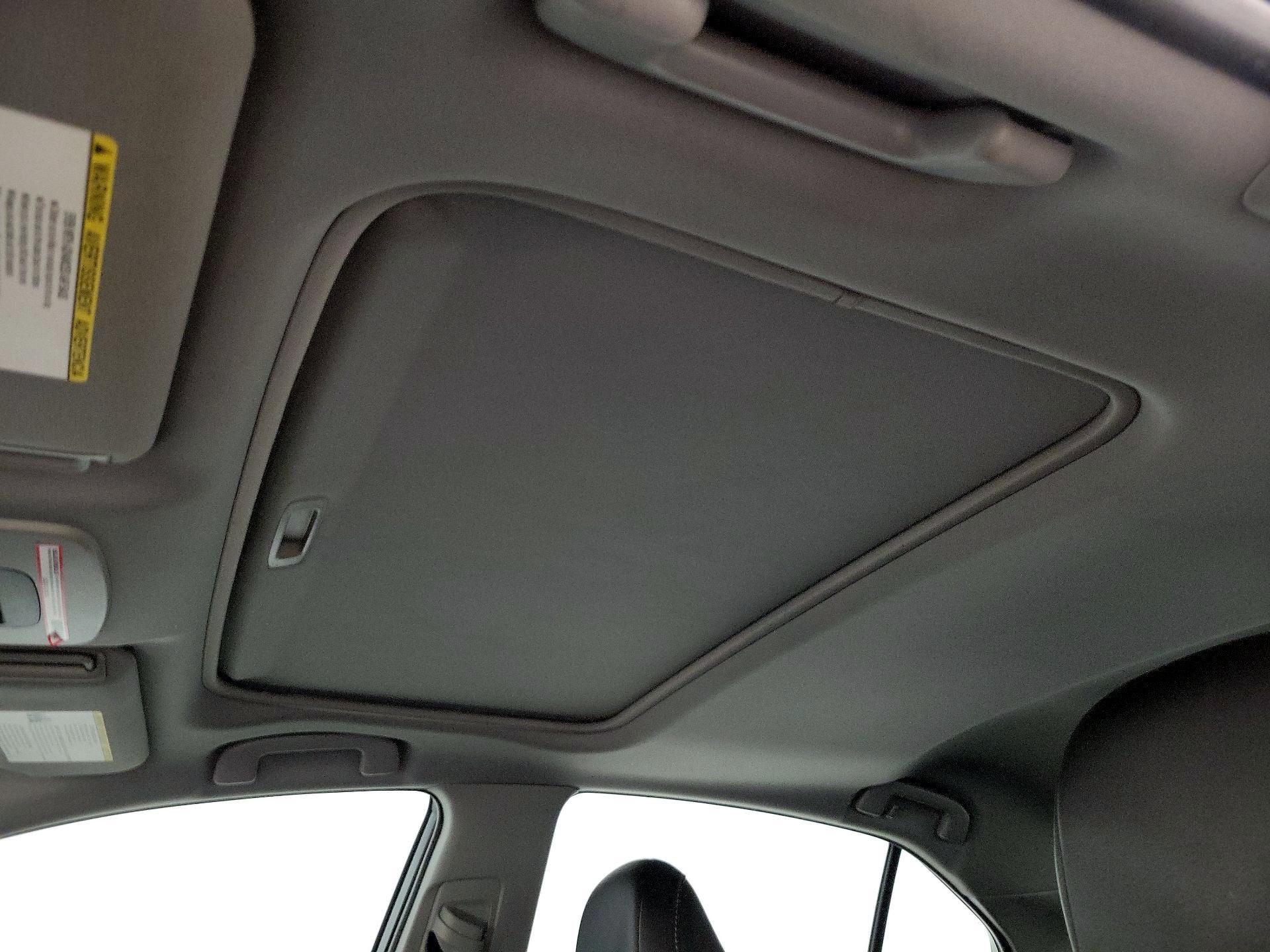 Thumbnail: 2023 Toyota Camry - 19