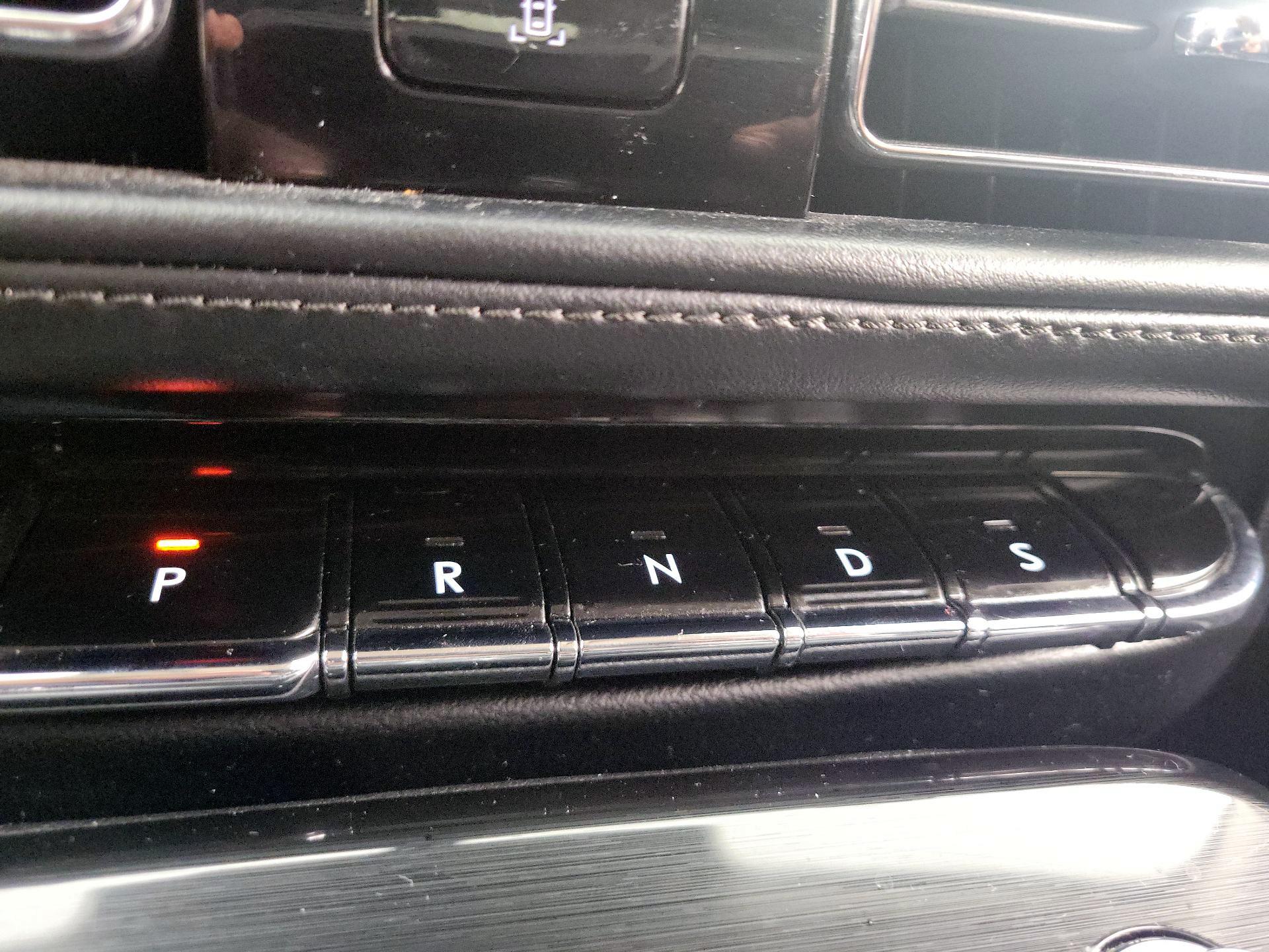 Thumbnail: 2022 Lincoln Nautilus - 18