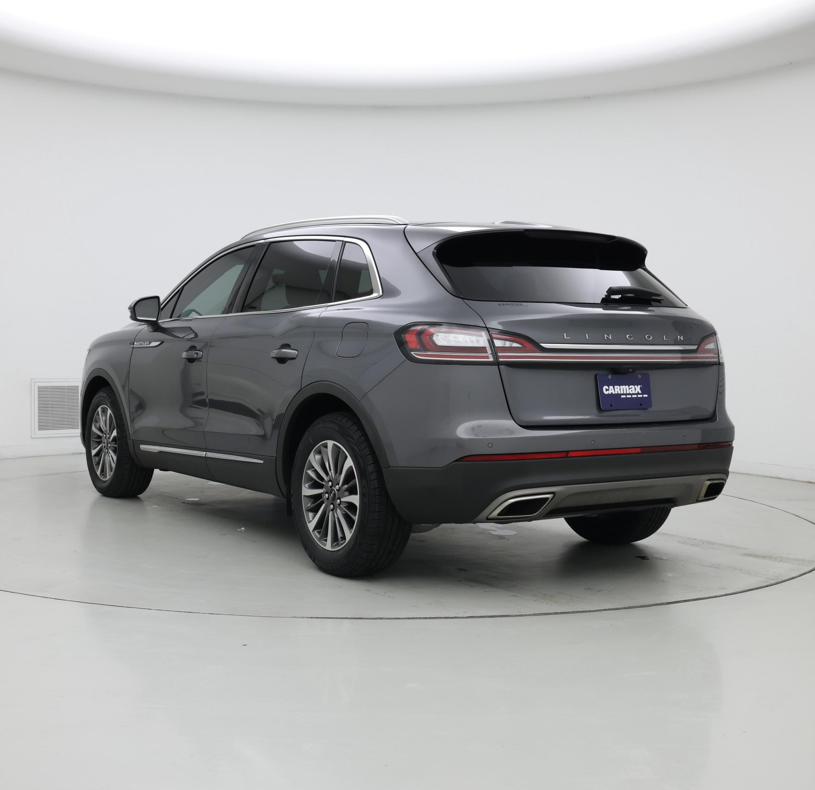 Thumbnail: 2022 Lincoln Nautilus - 2