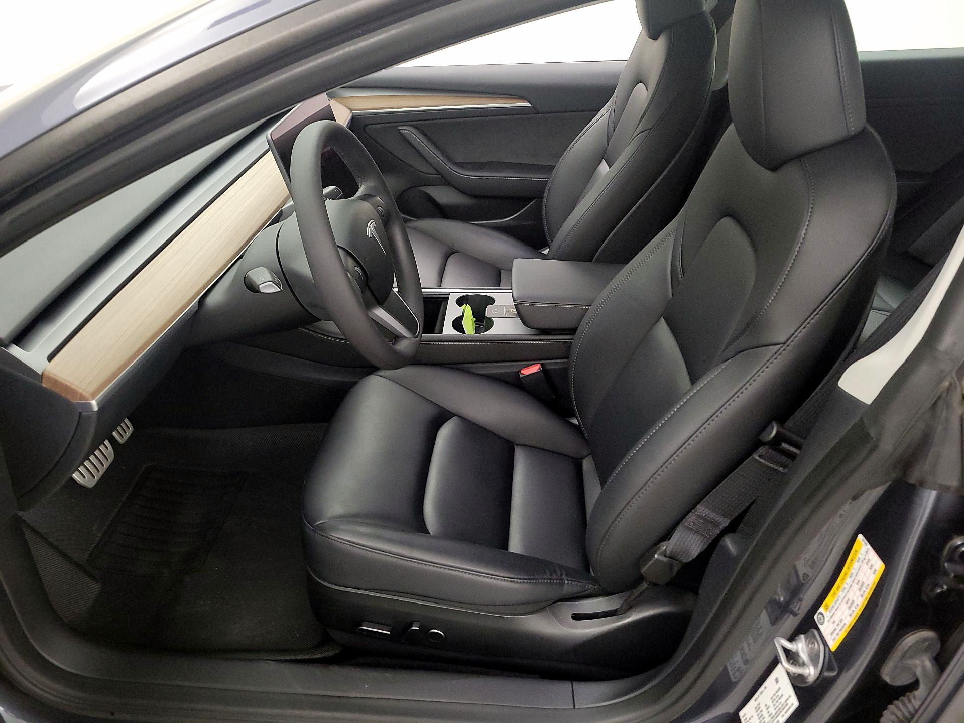 Thumbnail: 2023 Tesla Model 3 - 11