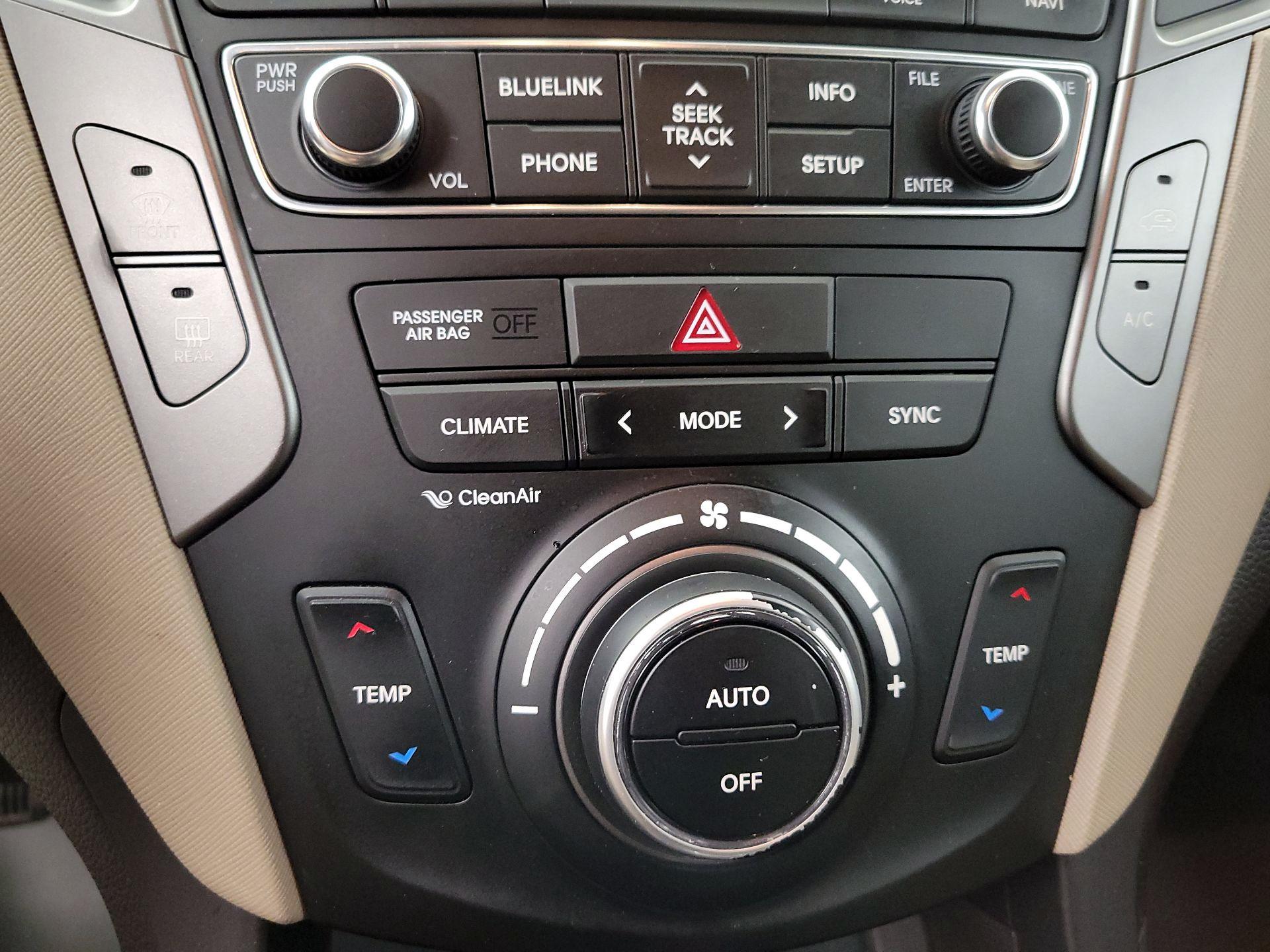 Thumbnail: 2017 Hyundai Santa Fe - 15