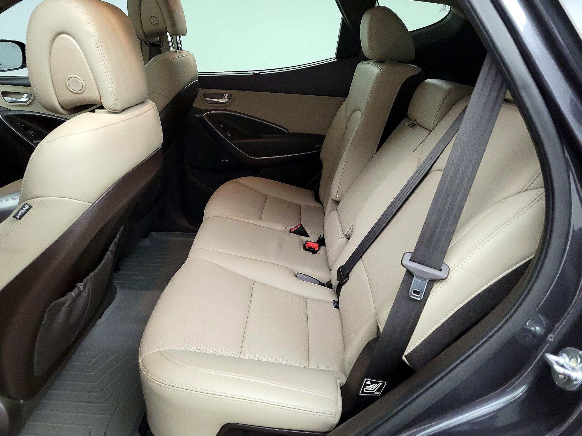 Thumbnail: 2017 Hyundai Santa Fe - 19