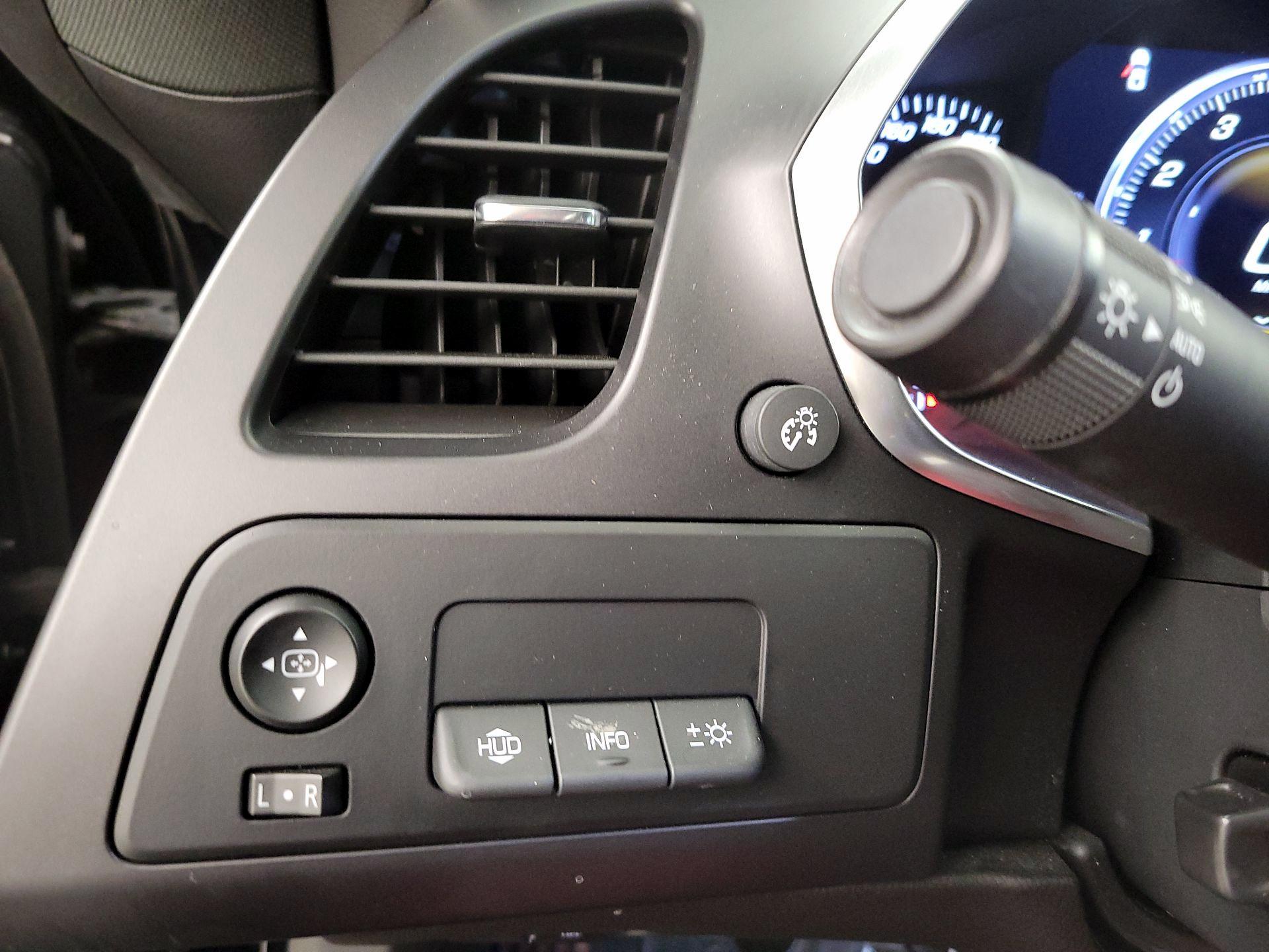 Thumbnail: 2016 Chevrolet Corvette - 11