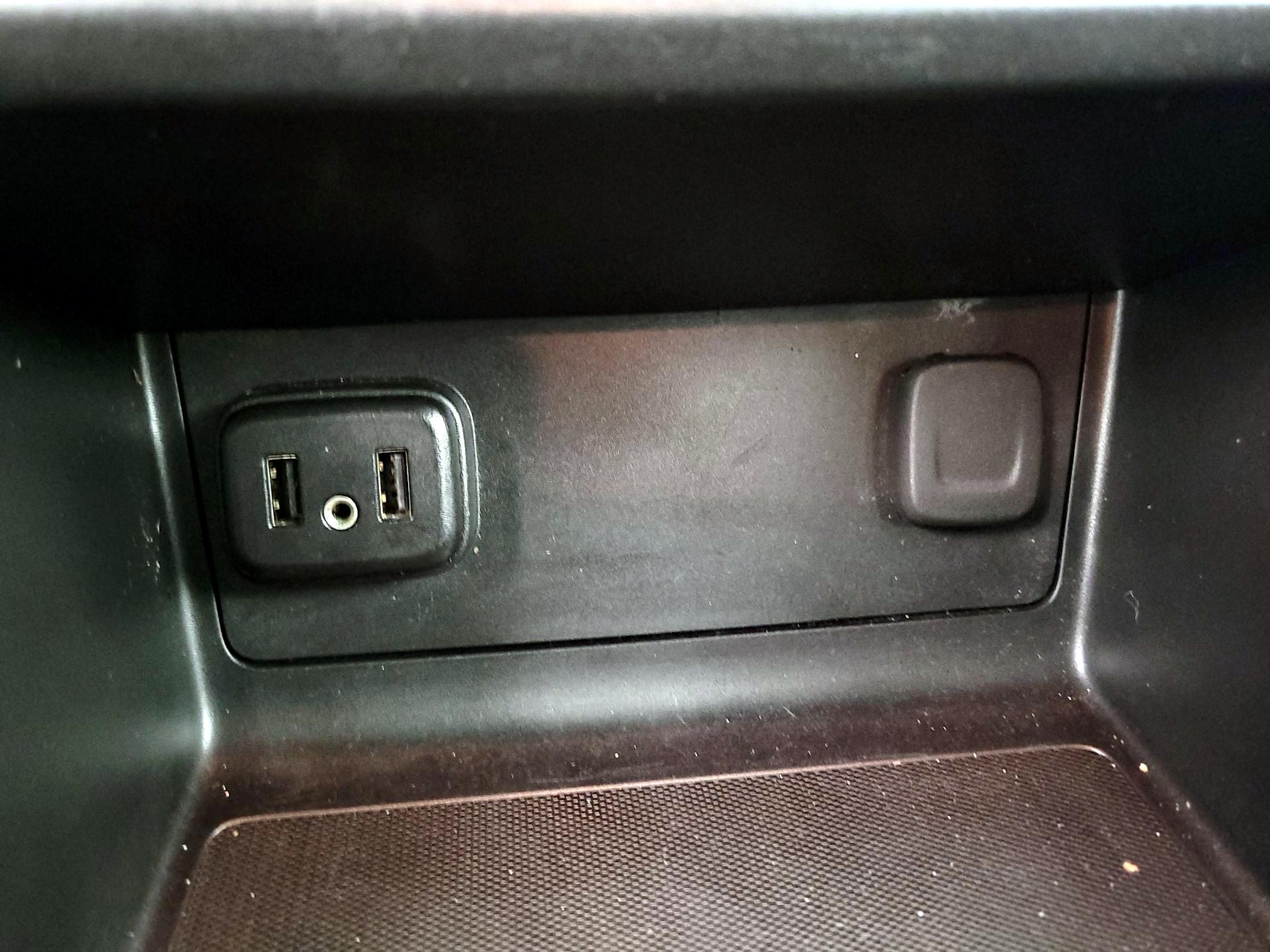 Thumbnail: 2020 Chevrolet Colorado - 18