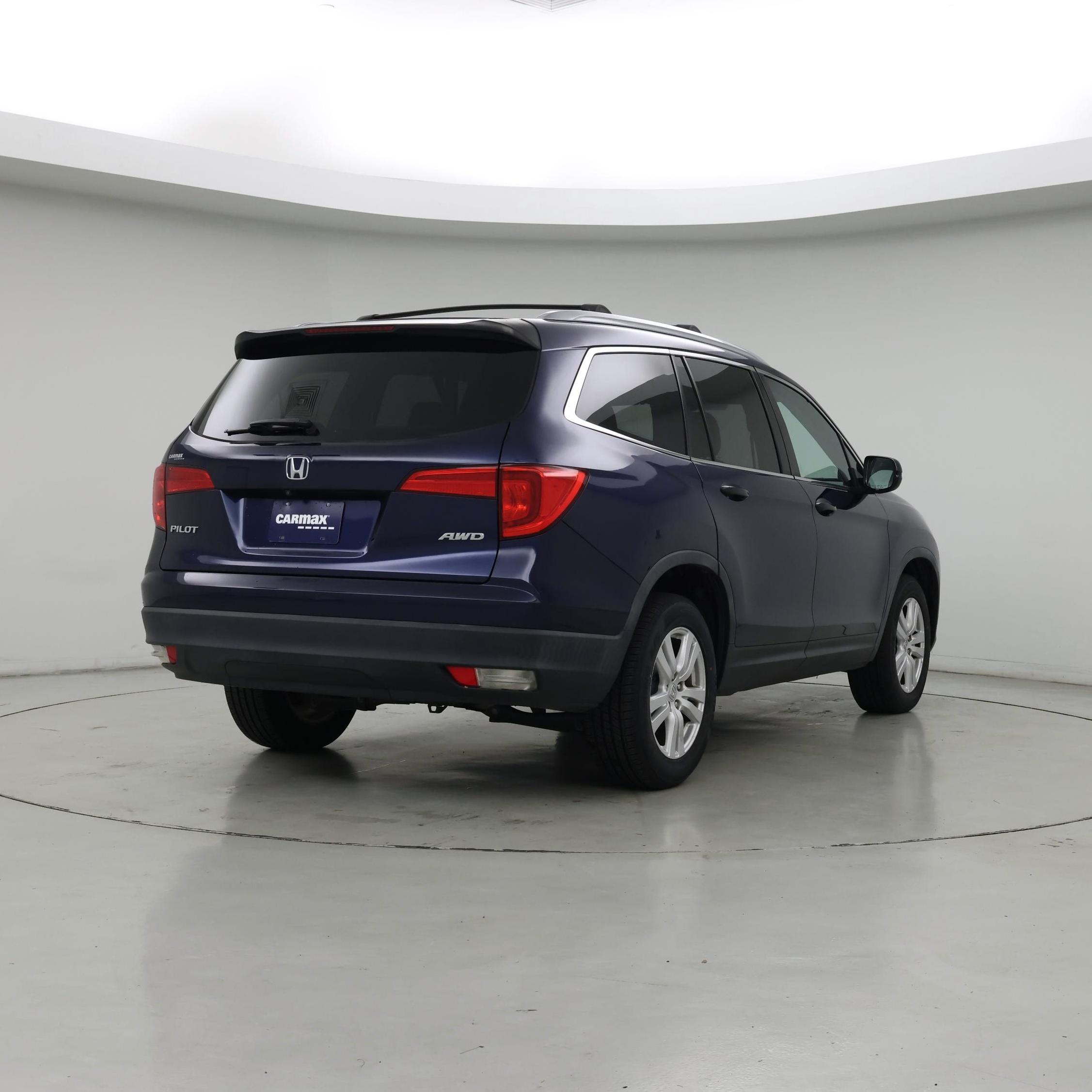 Thumbnail: 2018 Honda Pilot - 8